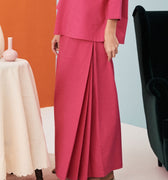 The Arte Women Folded Skirt Fuchsia - Umbi
