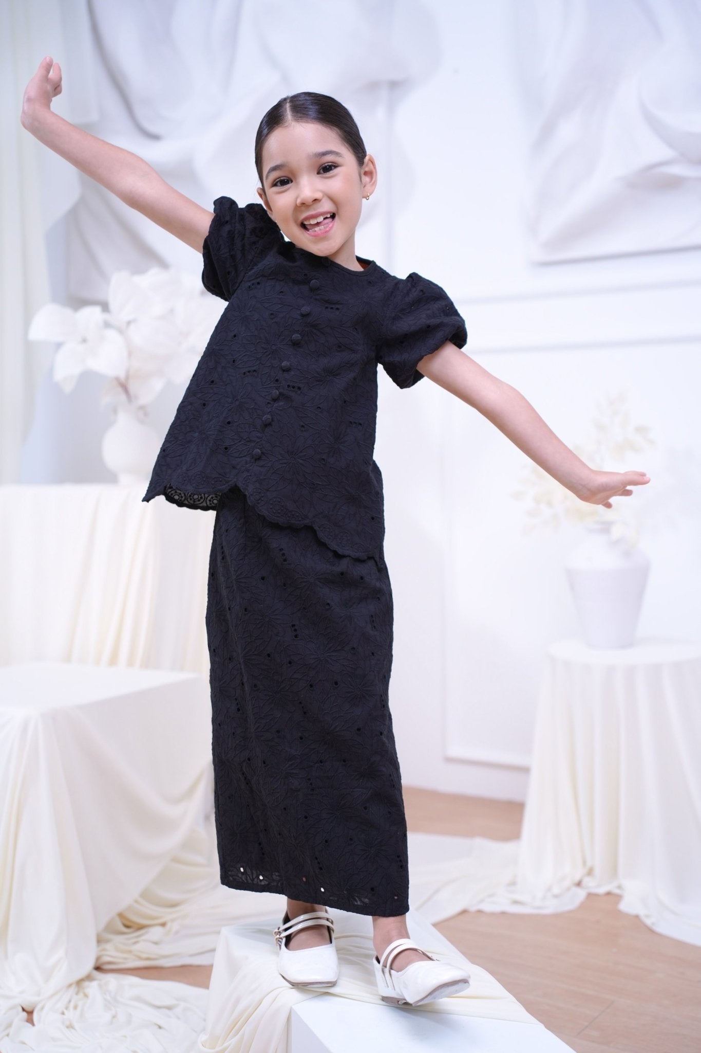 The Canvas Collection Girl Amelia Kurung Set Black Lace - Umbi