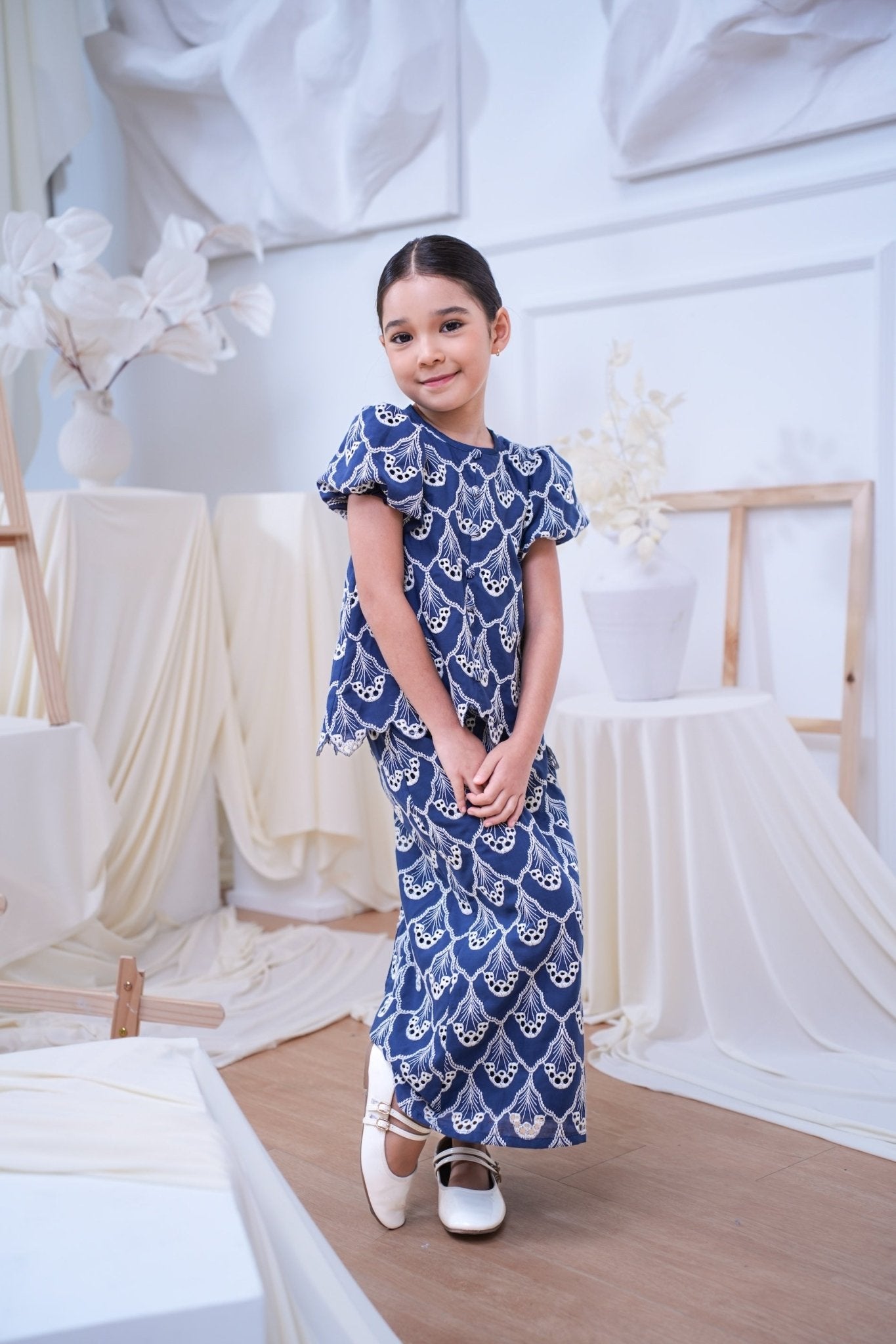 The Canvas Collection Girl Amelia Kurung Set Navy Blue Lace - Umbi