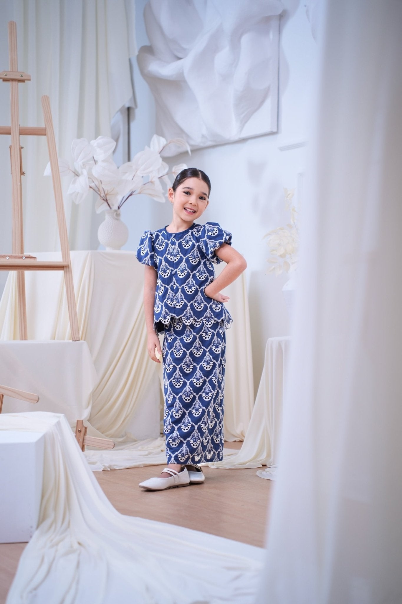 The Canvas Collection Girl Amelia Kurung Set Navy Blue Lace - Umbi