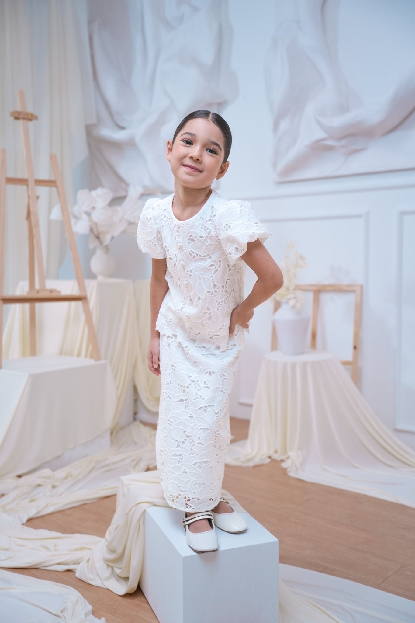 The Canvas Collection Girl Amelia Kurung Set White Lace - Umbi