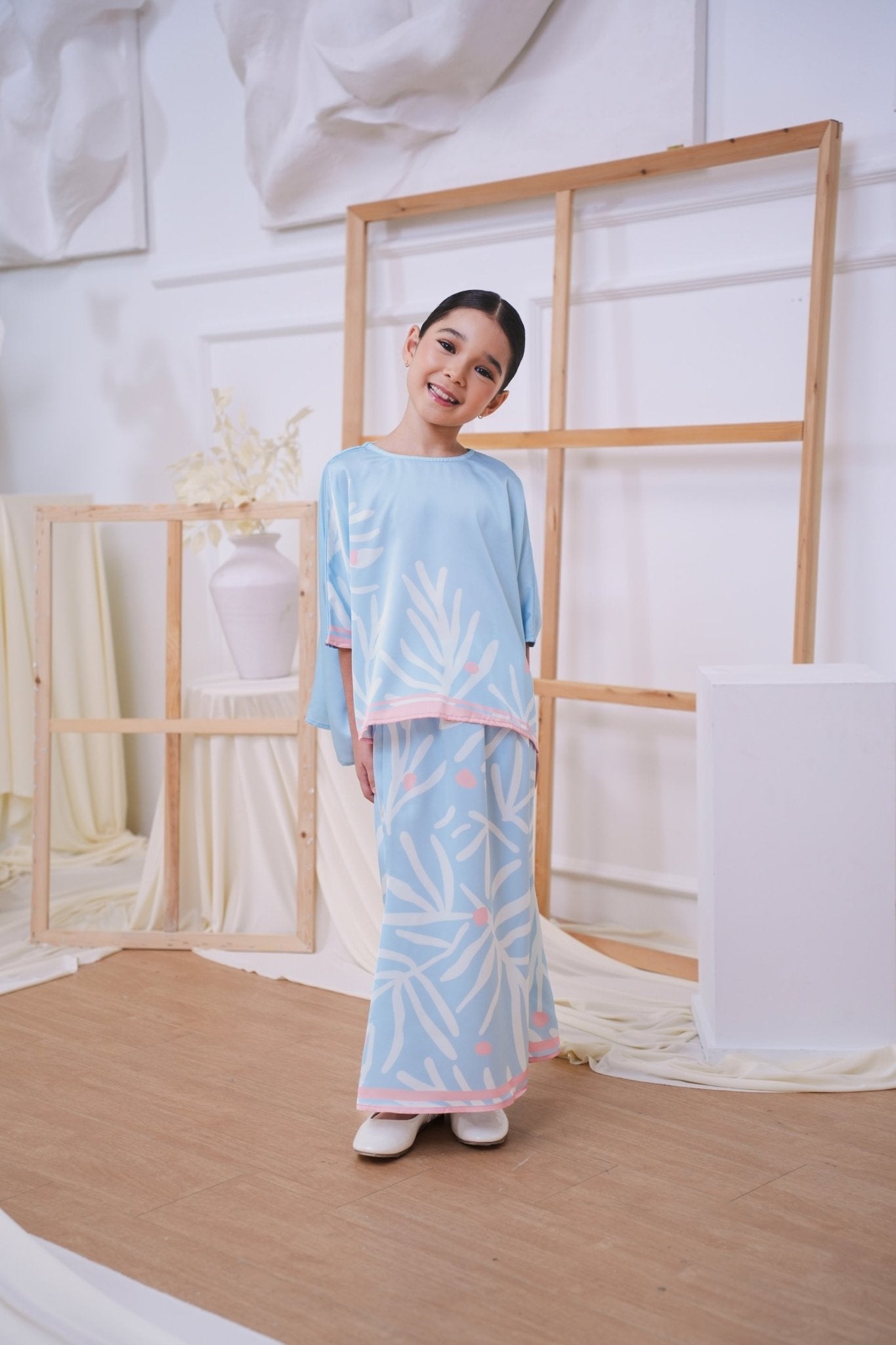 The Canvas Collection Girl Saloma Kaftan Set Baby Blue Ivy Print - Umbi