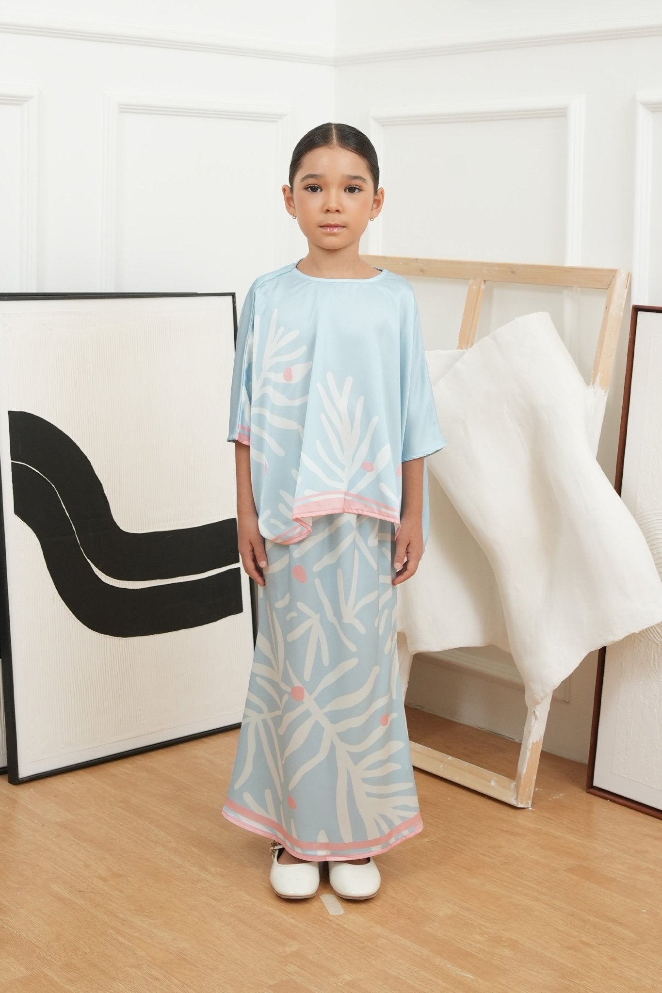 The Canvas Collection Girl Saloma Kaftan Set Baby Blue Ivy Print - Umbi