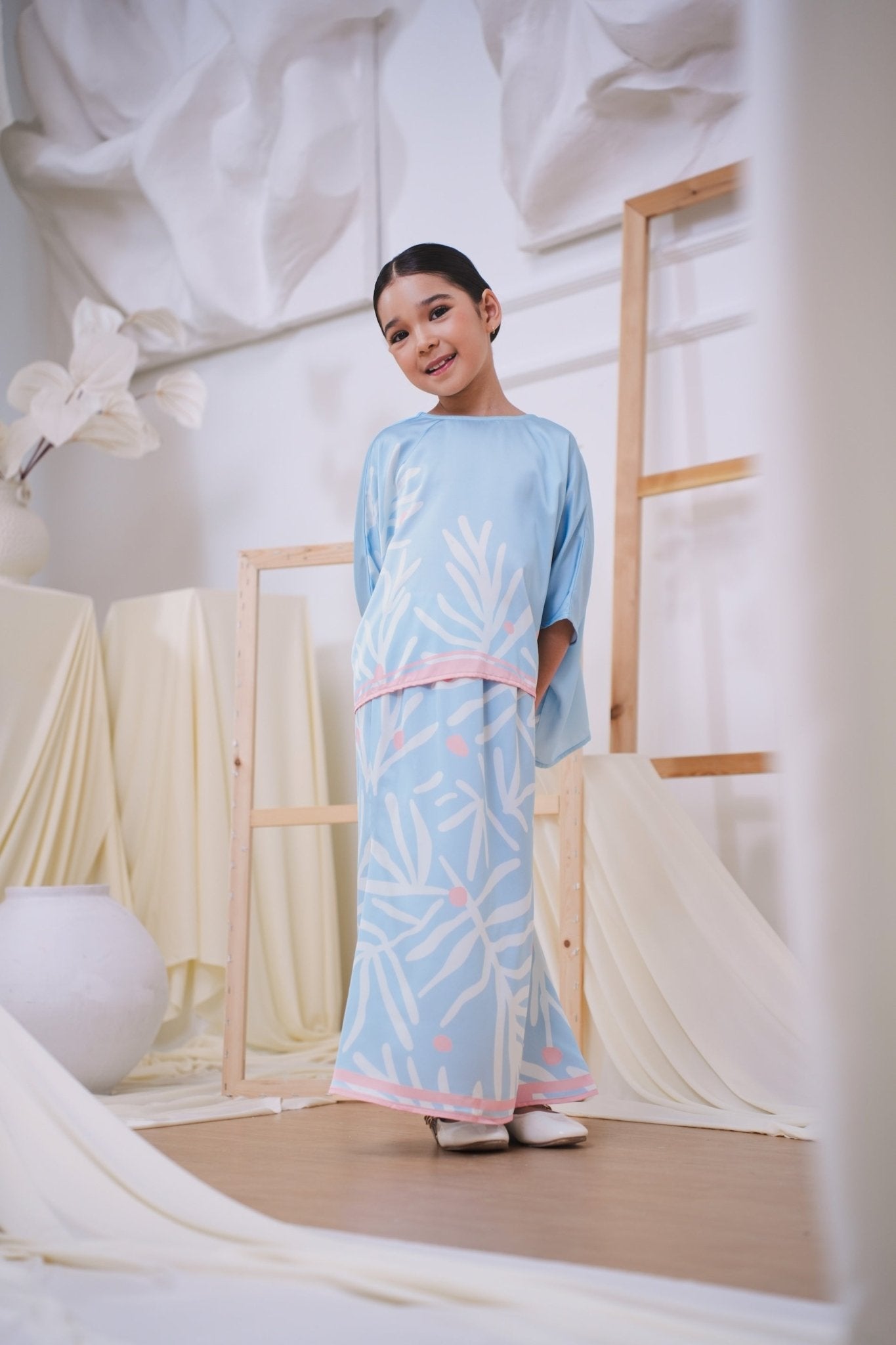 The Canvas Collection Girl Saloma Kaftan Set Baby Blue Ivy Print - Umbi