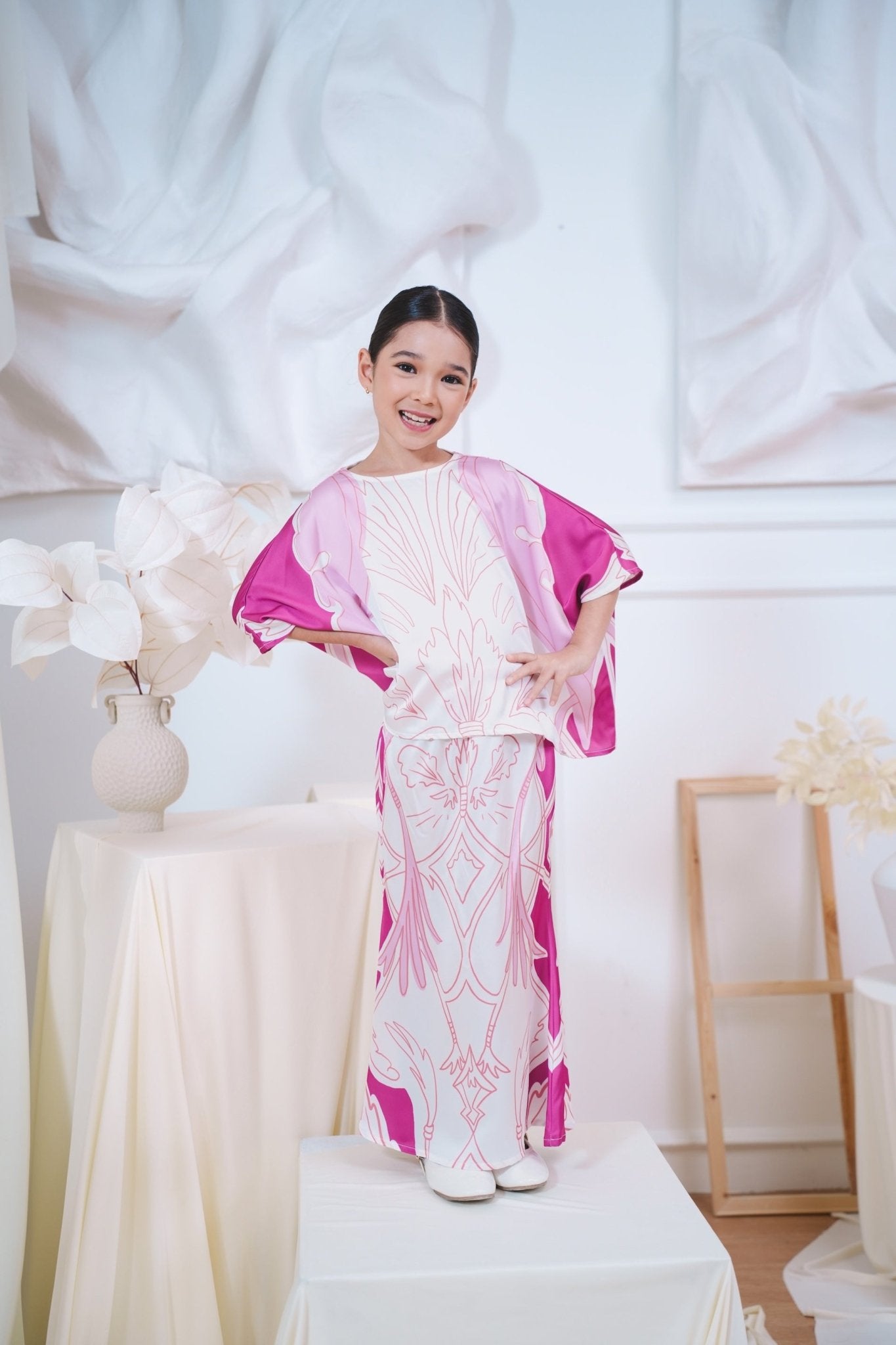 The Canvas Collection Girl Saloma Kaftan Set Barbie Pink Garden Print - Umbi