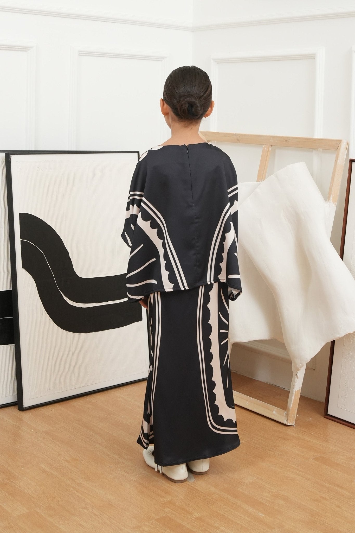 The Canvas Collection Girl Saloma Kaftan Set Black Matahari Print - Umbi