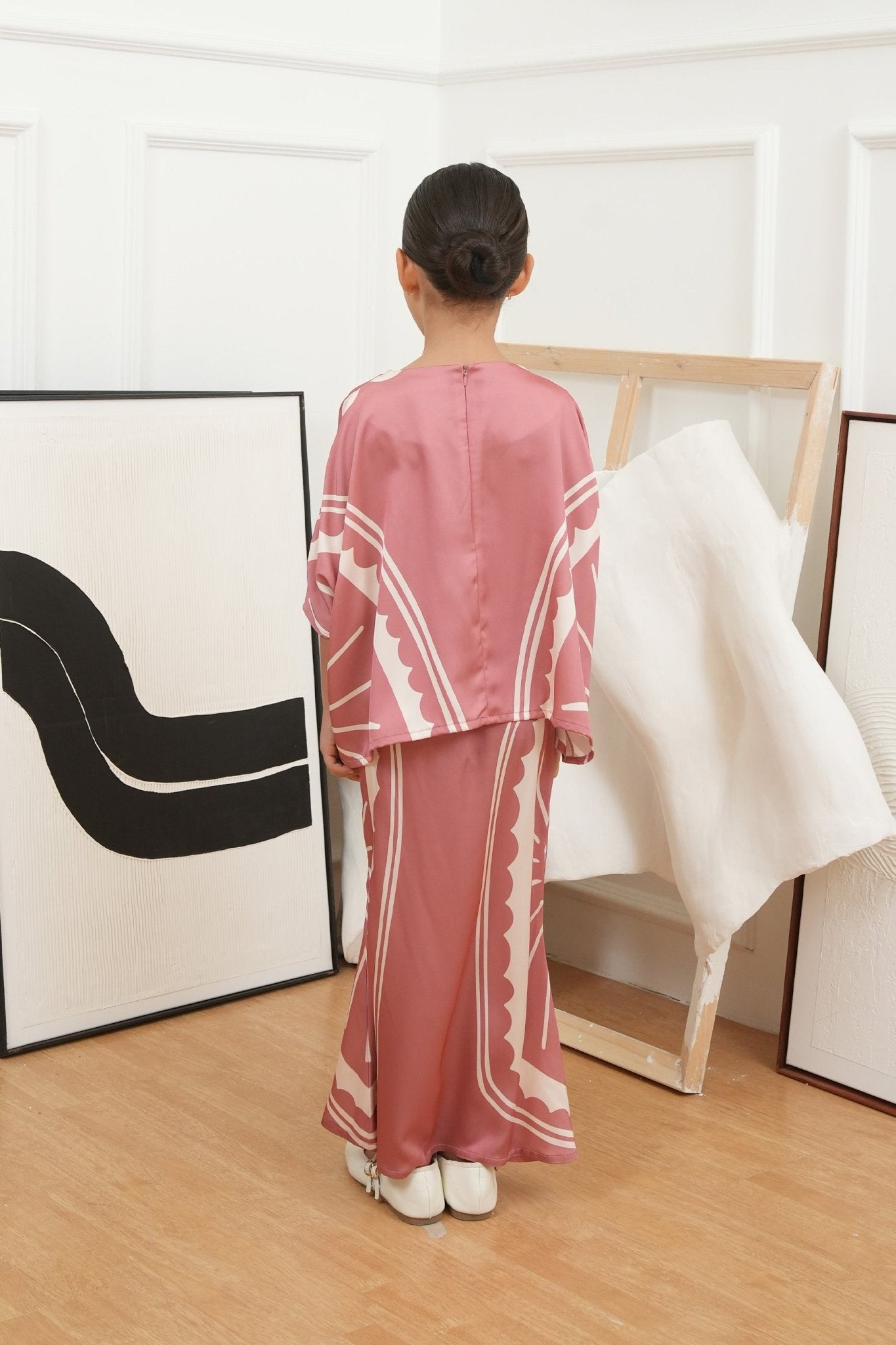 The Canvas Collection Girl Saloma Kaftan Set Warm Pink Matahari Print - Umbi