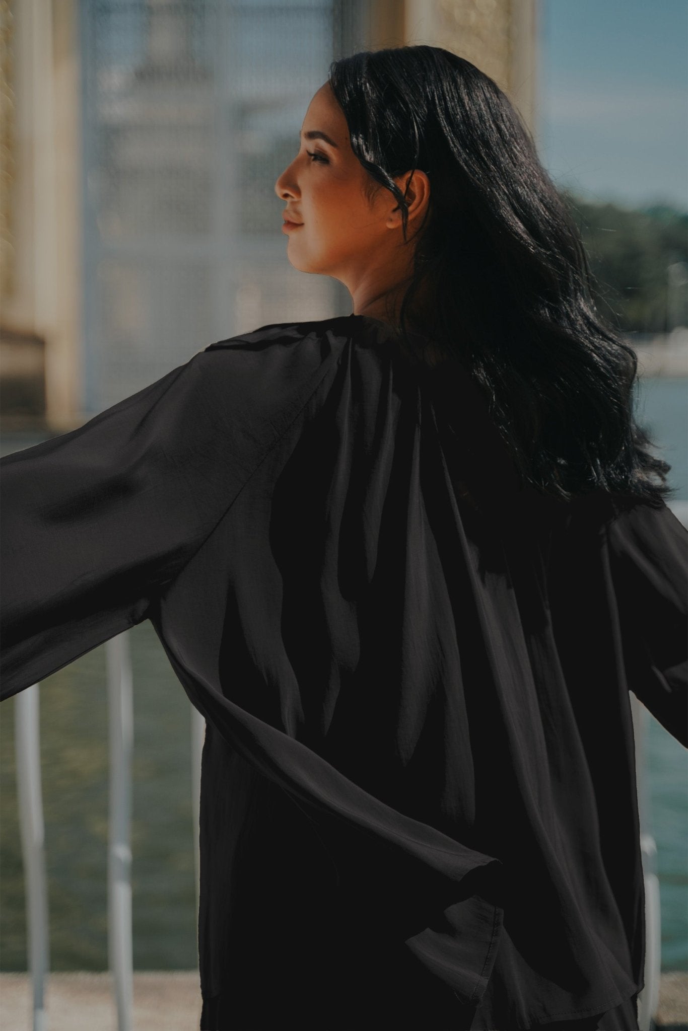 The City Breeze Pt.2 Women Airy Blouse Black - Umbi