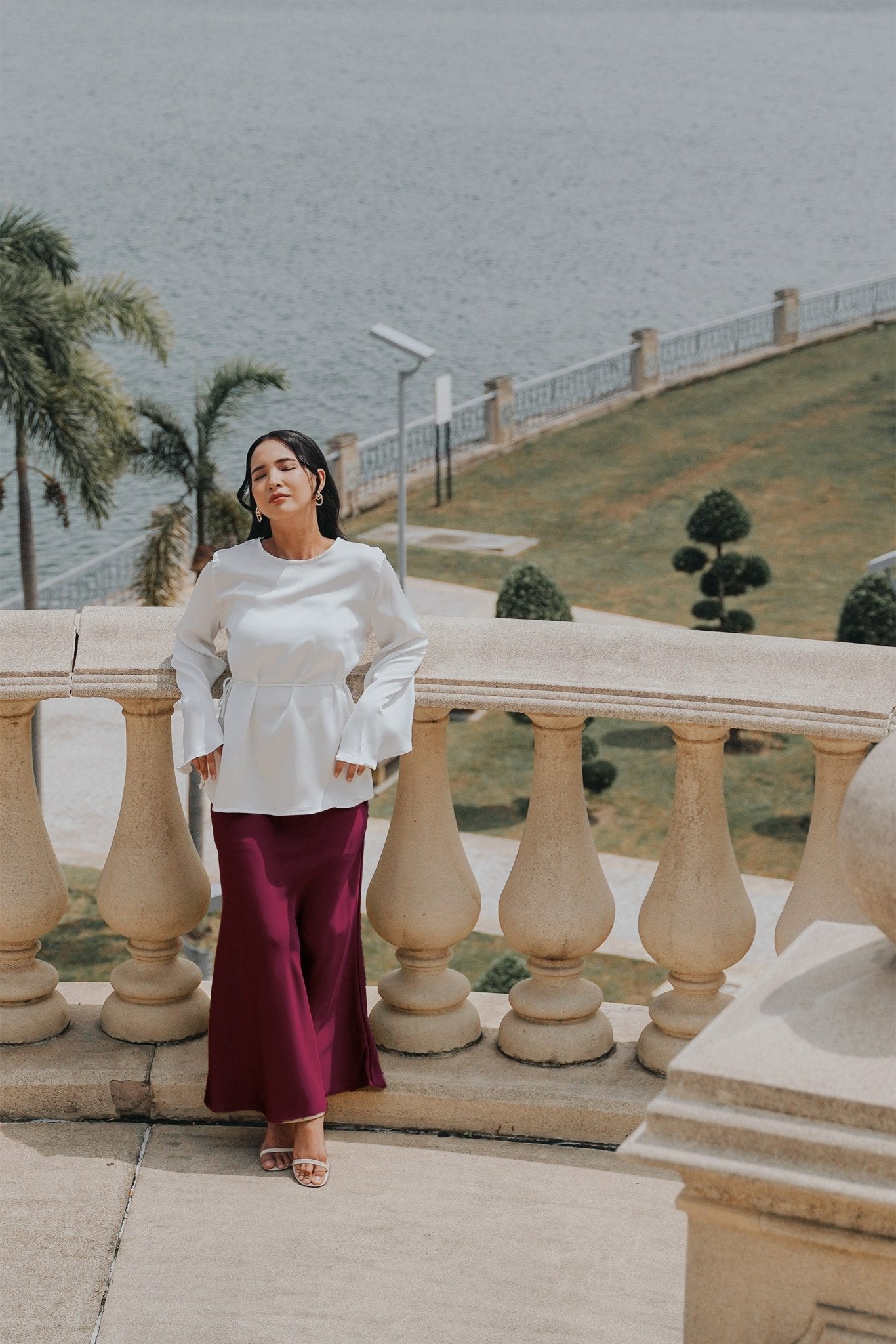 The City Breeze Pt.2 Women Satin Long Skirt Maroon - Umbi