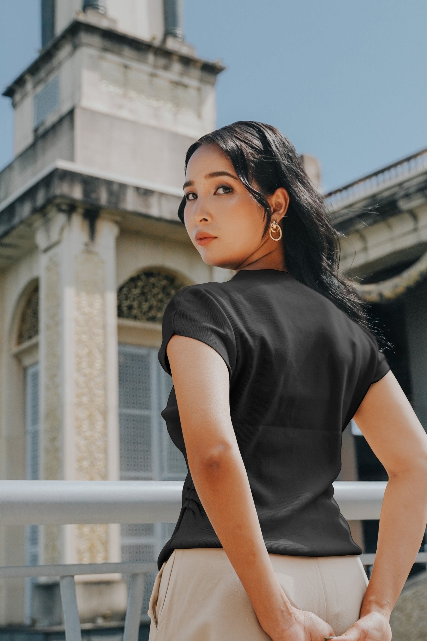 The City Breeze Pt.2 Women Short Sleeves Knit Top Dark Chocolate - Umbi