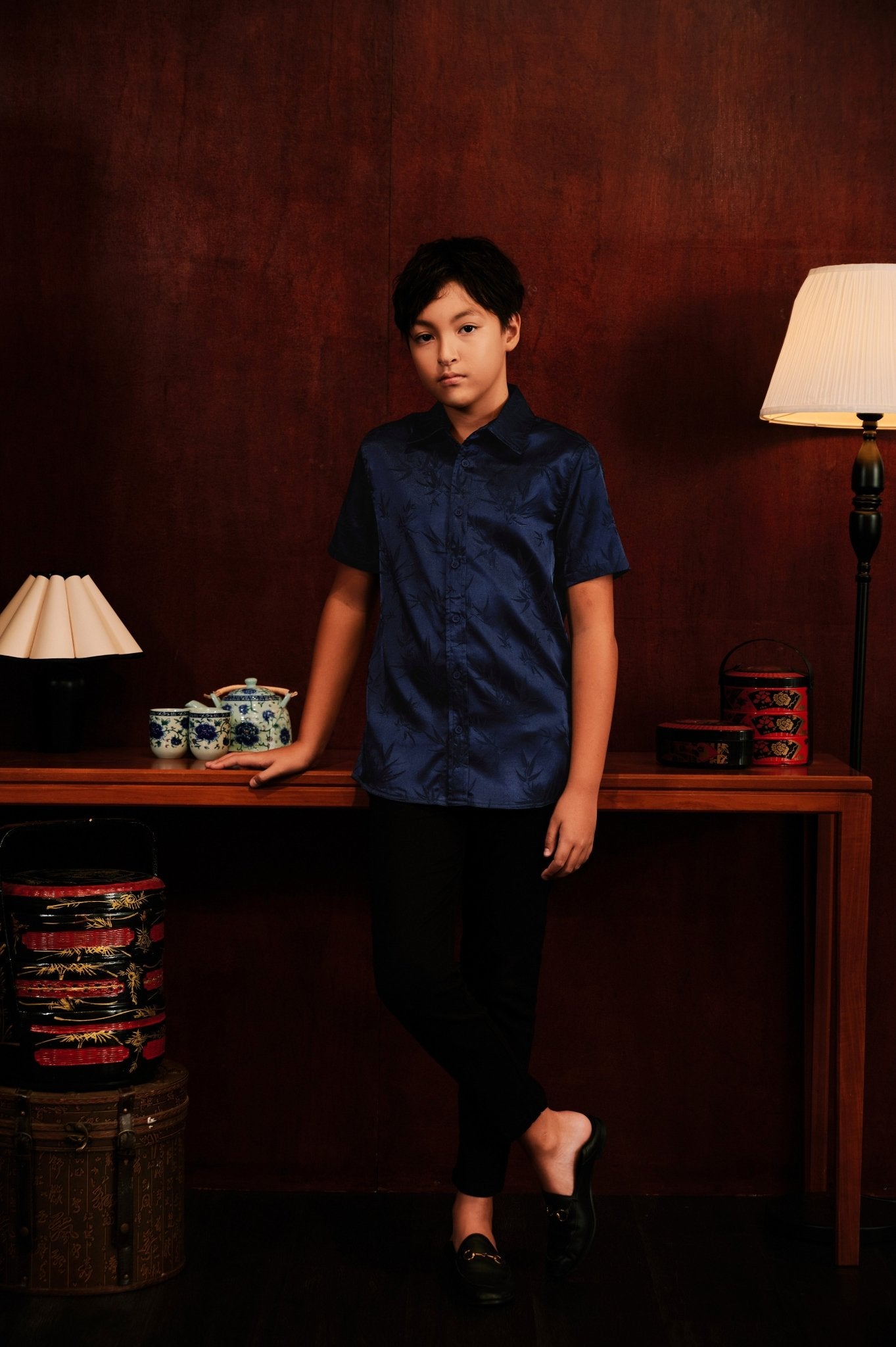 The Huā Collection Boy Holiday Shirt in 韵 Cadence Bamboo Navy - Umbi