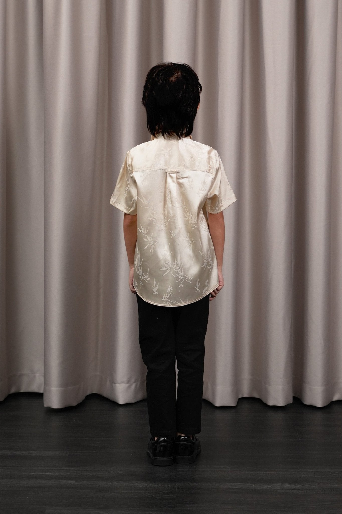 The Huā Collection Boy Holiday Shirt in 韵 Cadence Bamboo Sand - Umbi