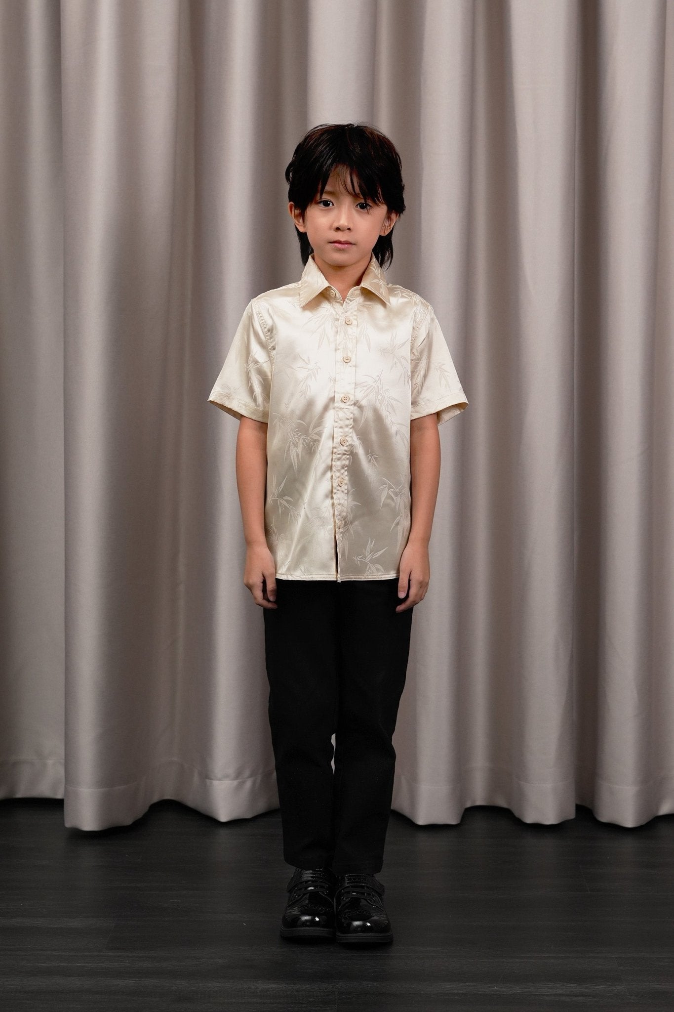 The Huā Collection Boy Holiday Shirt in 韵 Cadence Bamboo Sand - Umbi