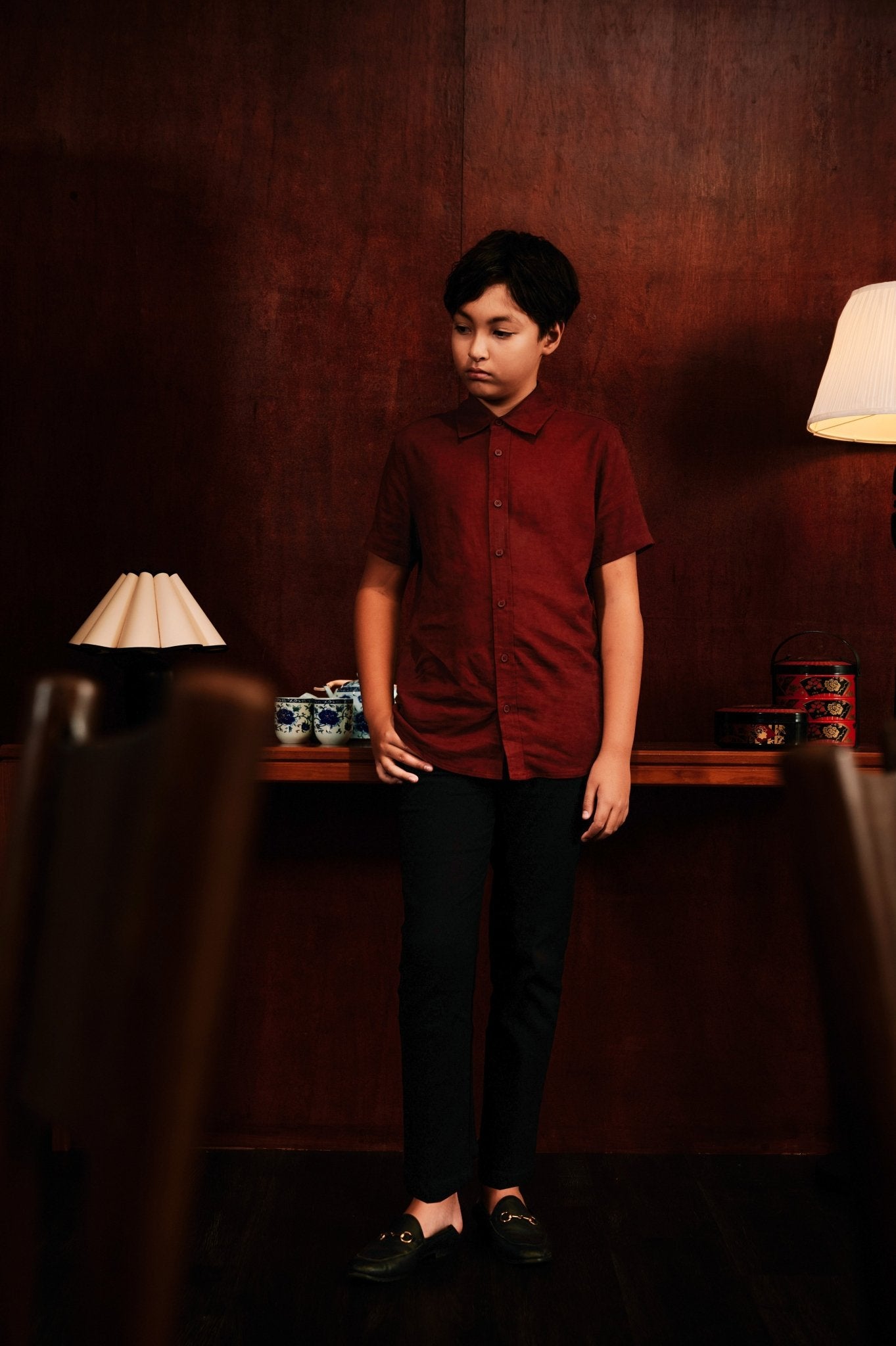 The Huā Collection Boy Holiday Shirt in Maroon - Umbi