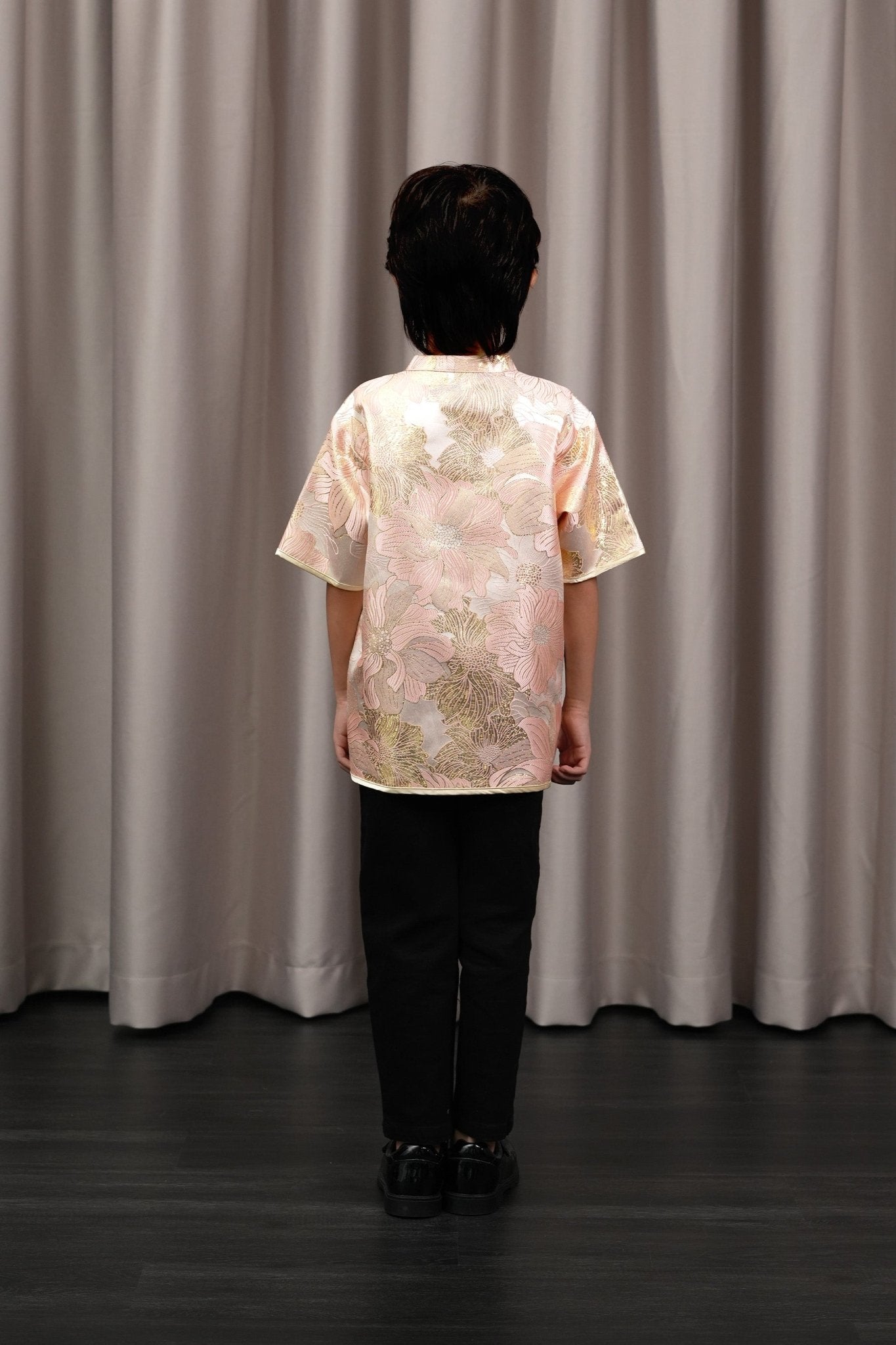 The Huā Collection Boy Short Sleeves Samfu in 蕊 Blossom Jacquard Gold - Umbi