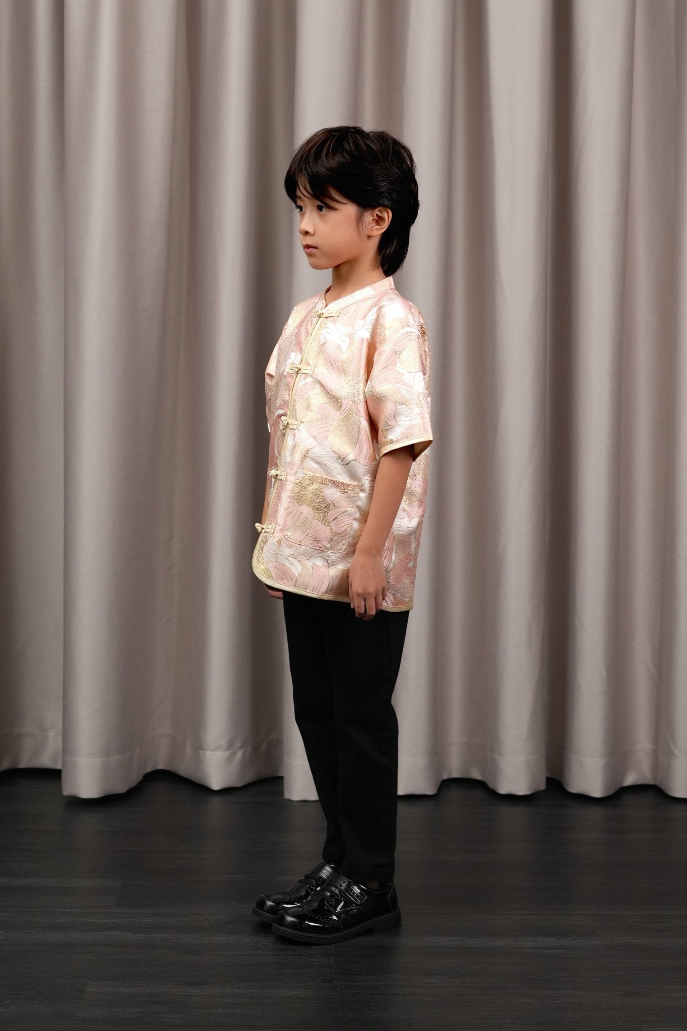 The Huā Collection Boy Short Sleeves Samfu in 蕊 Blossom Jacquard Gold - Umbi