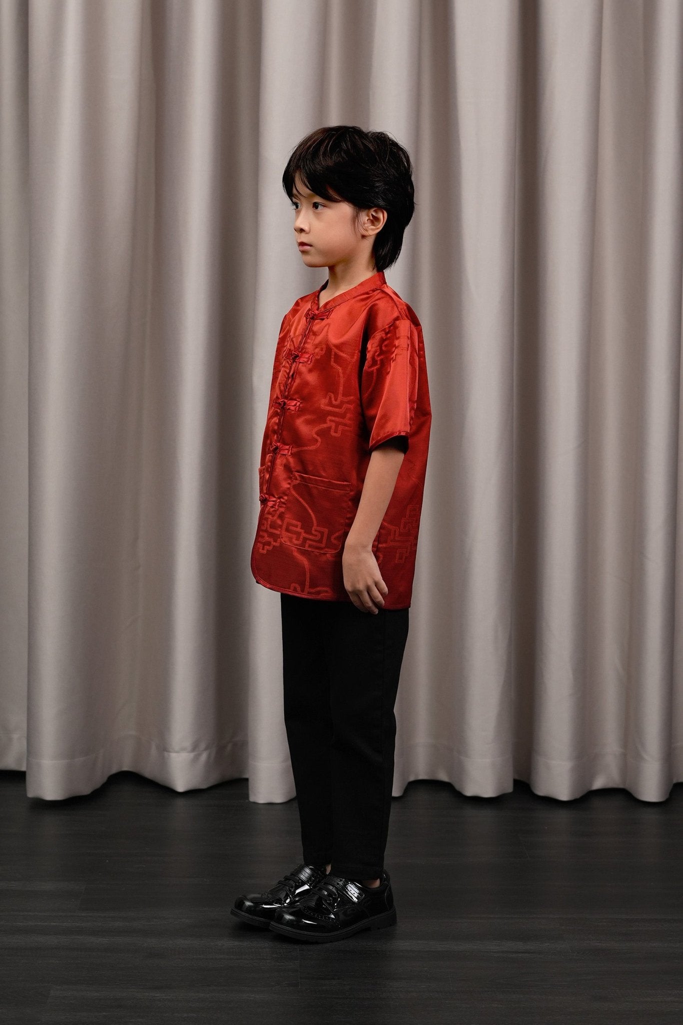 The Huā Collection Boy Short Sleeves Samfu in 韵 Cadence Jacquard Red - Umbi