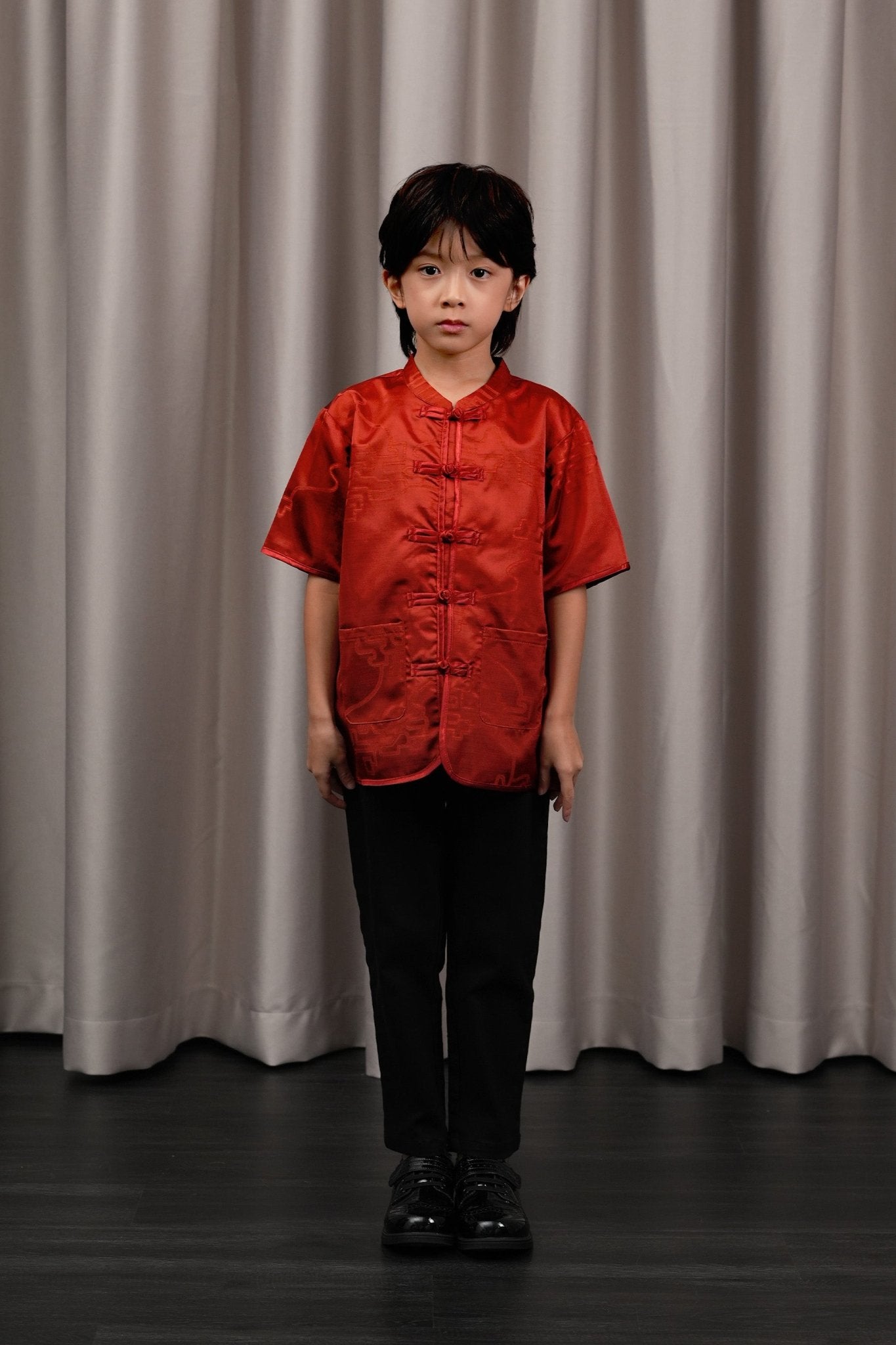 The Huā Collection Boy Short Sleeves Samfu in 韵 Cadence Jacquard Red - Umbi