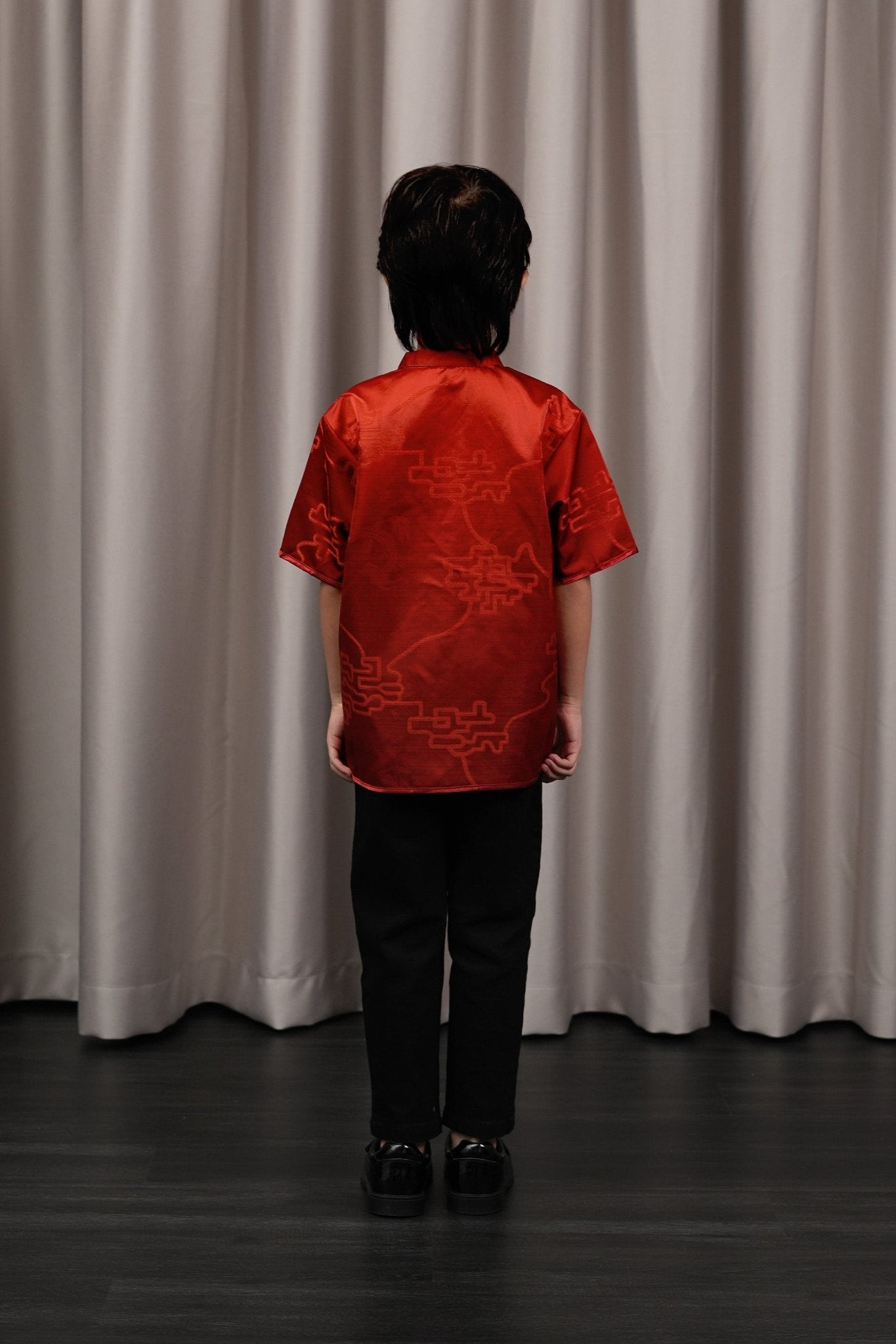 The Huā Collection Boy Short Sleeves Samfu in 韵 Cadence Jacquard Red - Umbi