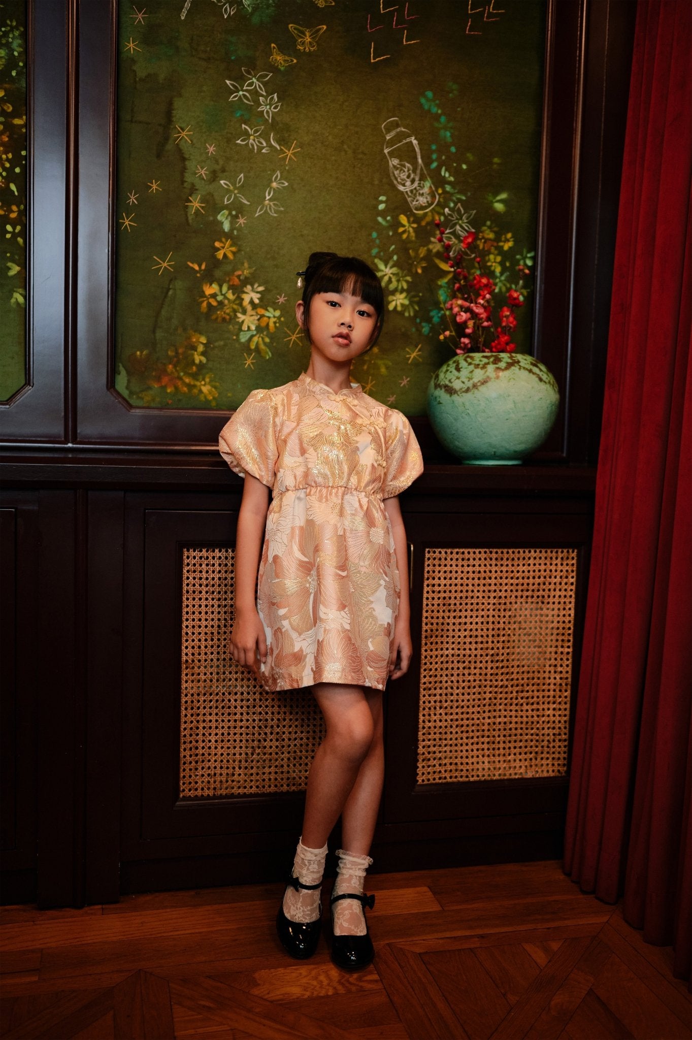 The Huā Collection Girl Puff Sleeves Cheongsam in 蕊 Blossom Jacquard Gold - Umbi