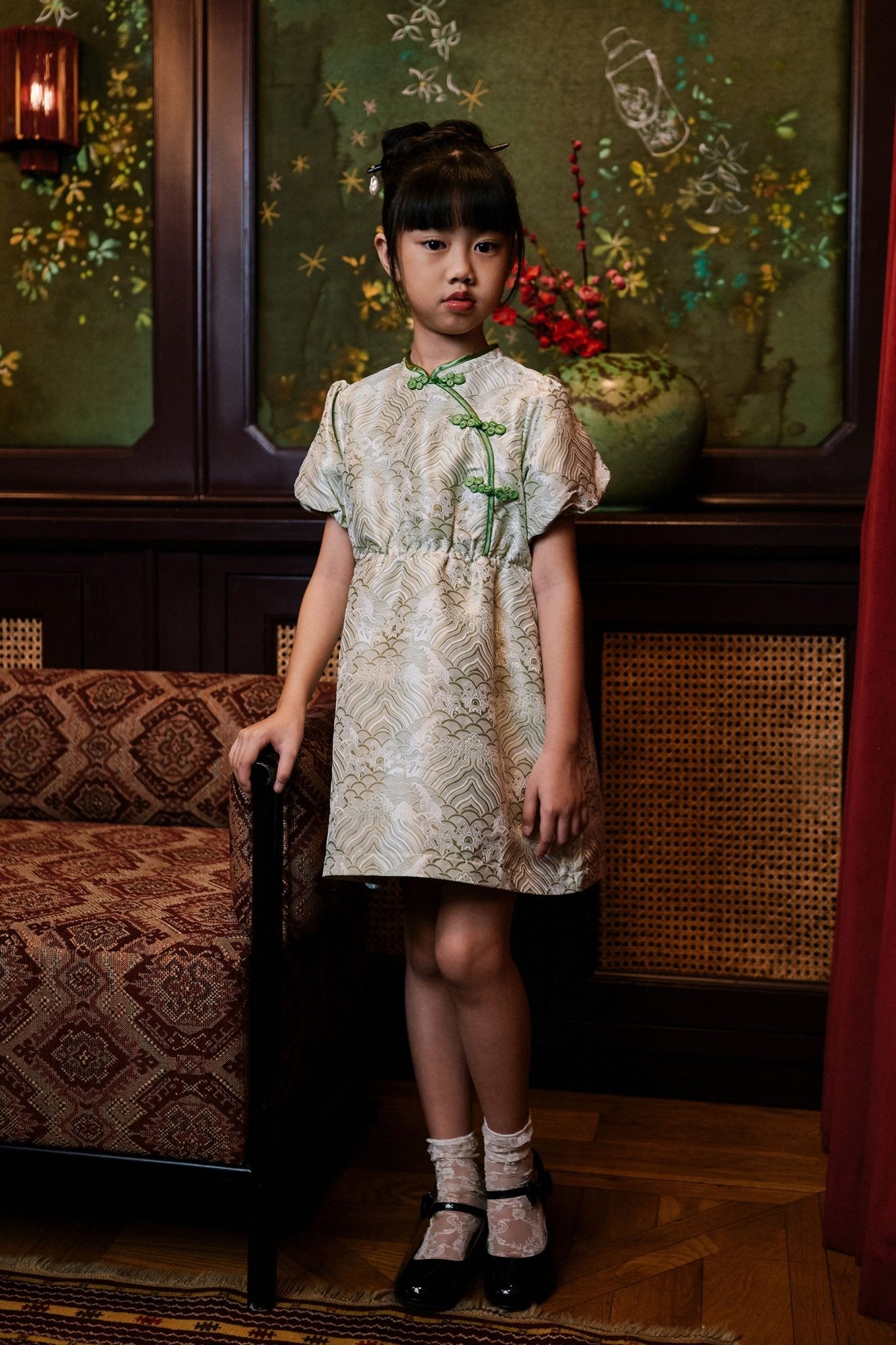 The Huā Collection Girl Puff Sleeves Cheongsam in 韵 Cadence Jacquard Green - Umbi