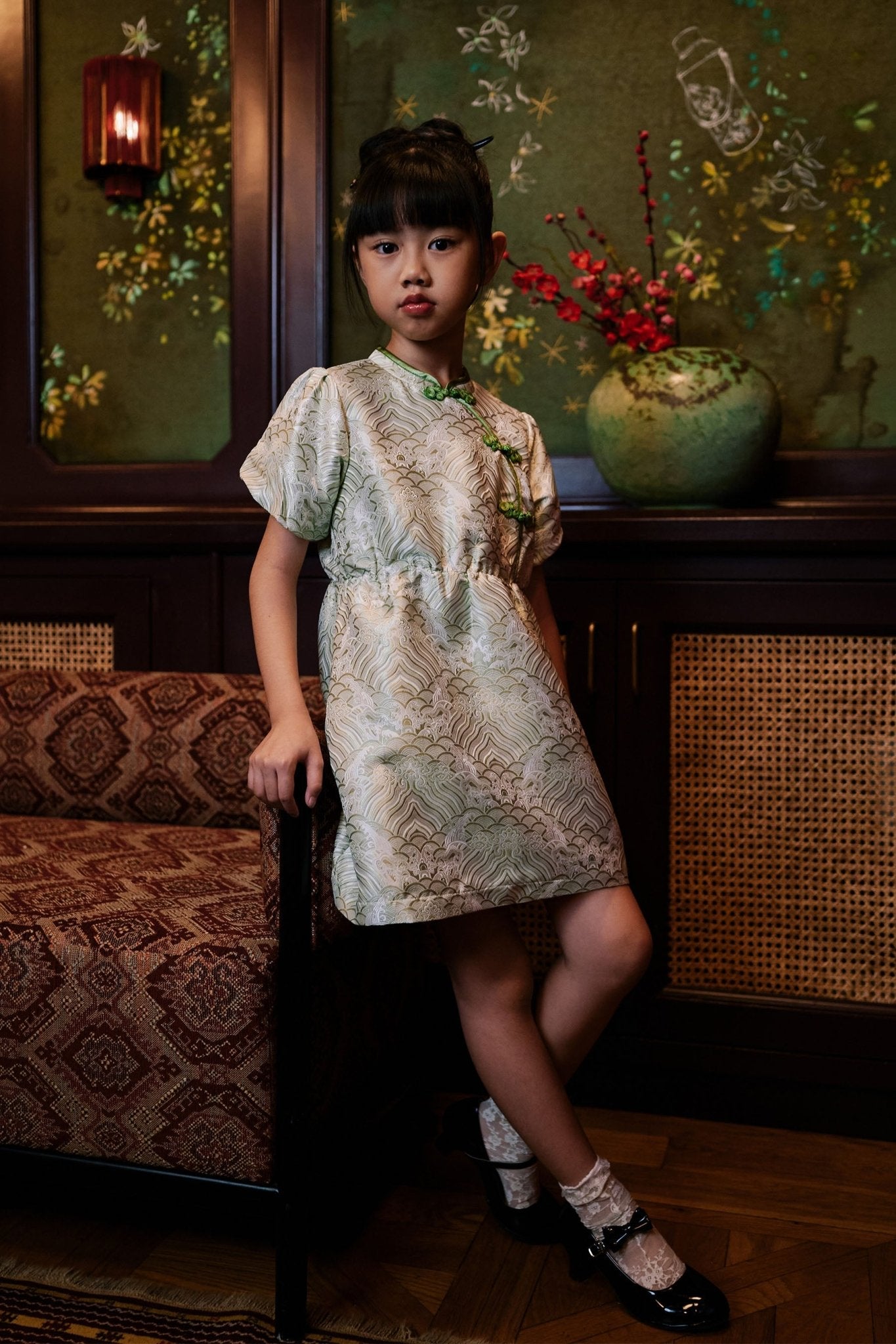 The Huā Collection Girl Puff Sleeves Cheongsam in 韵 Cadence Jacquard Green - Umbi