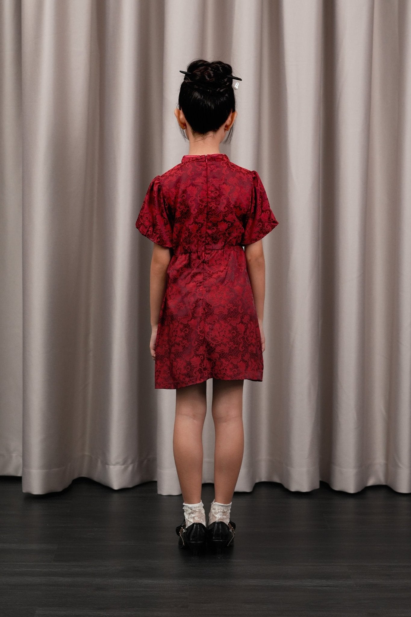 The Huā Collection Girl Puff Sleeves Cheongsam in 韵 Cadence Jacquard Maroon - Umbi