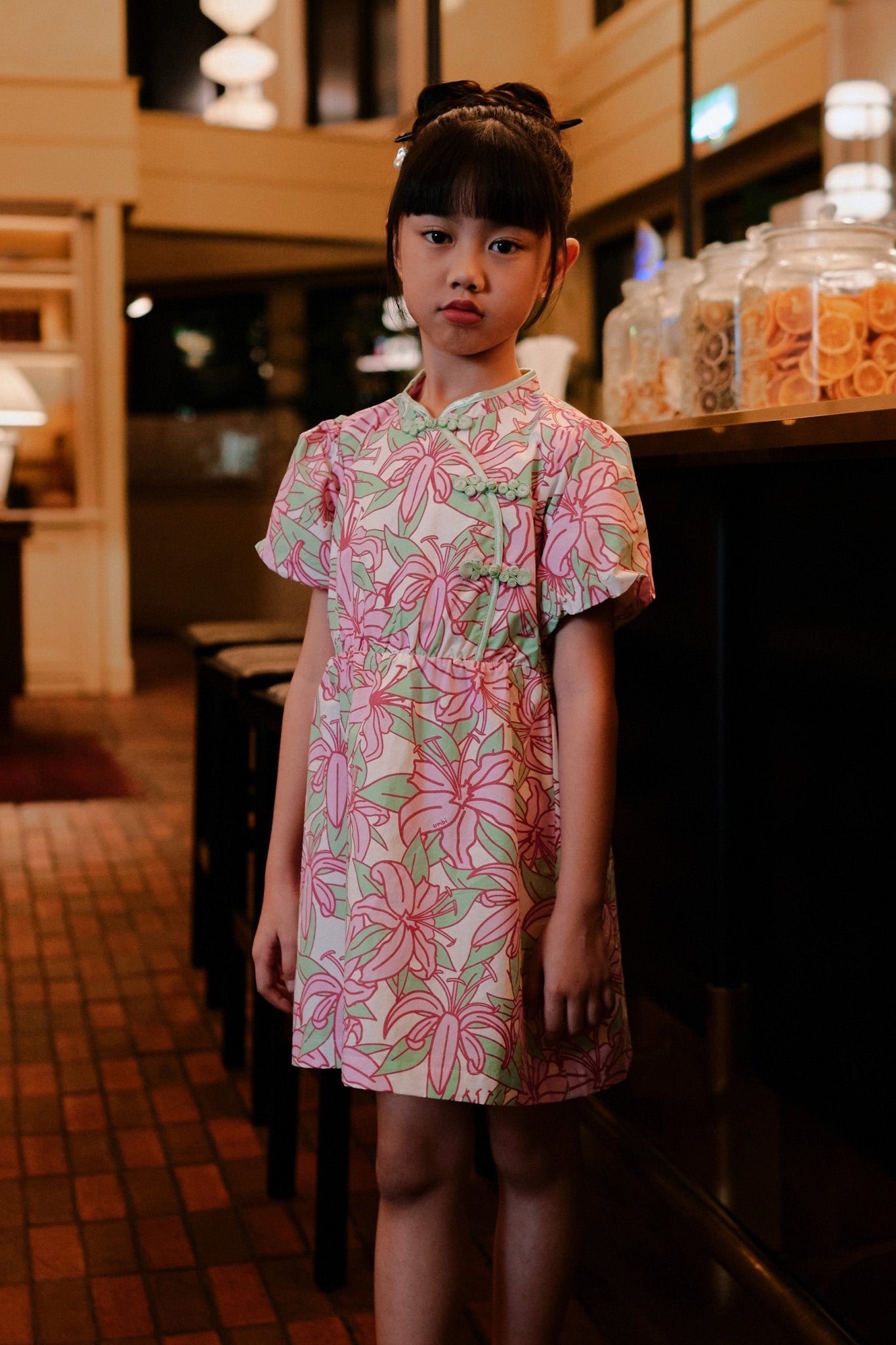 The Huā Collection Girl Puff Sleeves Cheongsam in 熙 Luna Lily - Umbi