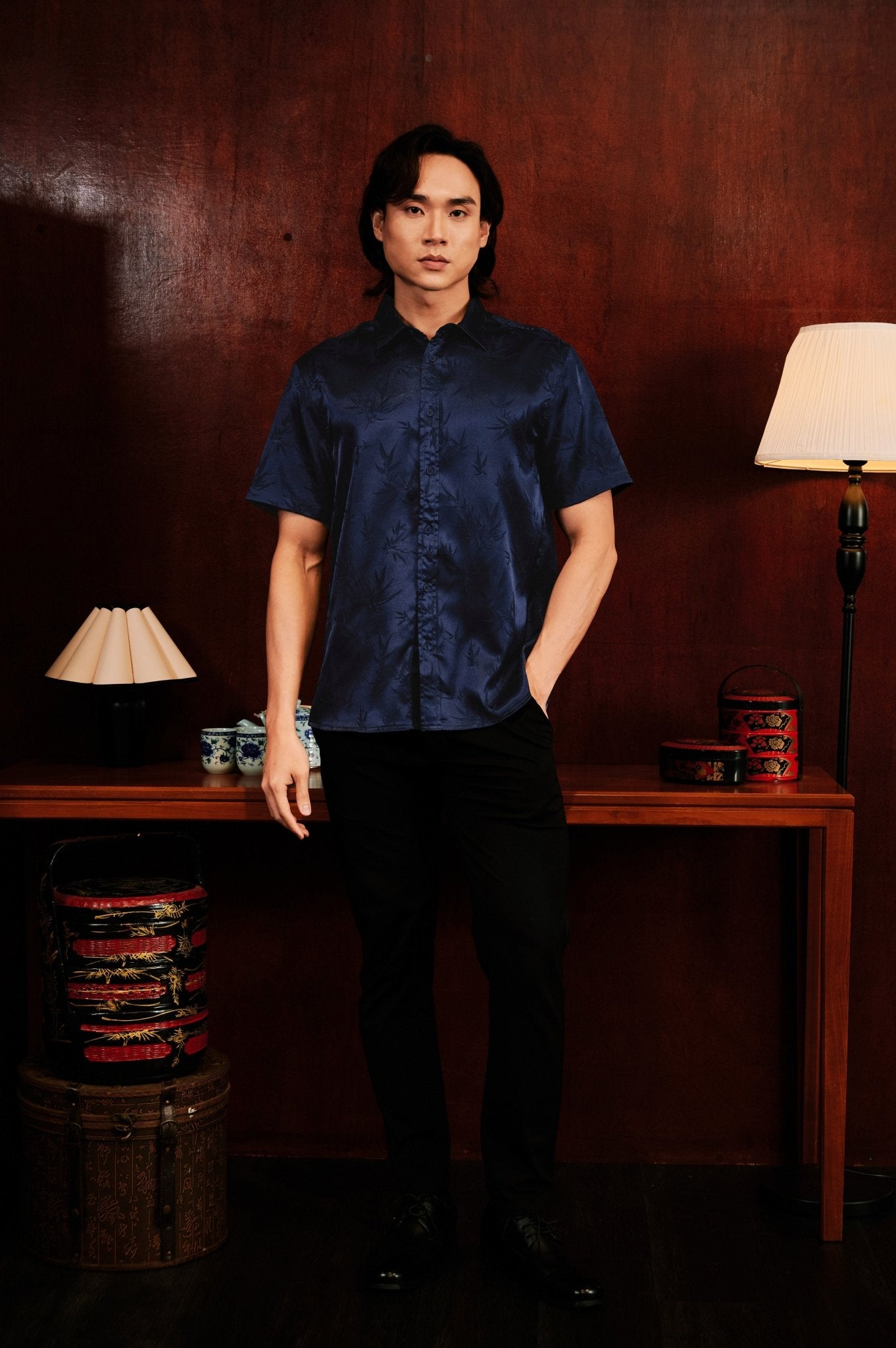 The Huā Collection Men Holiday Shirt in 韵 Cadence Bamboo Navy - Umbi