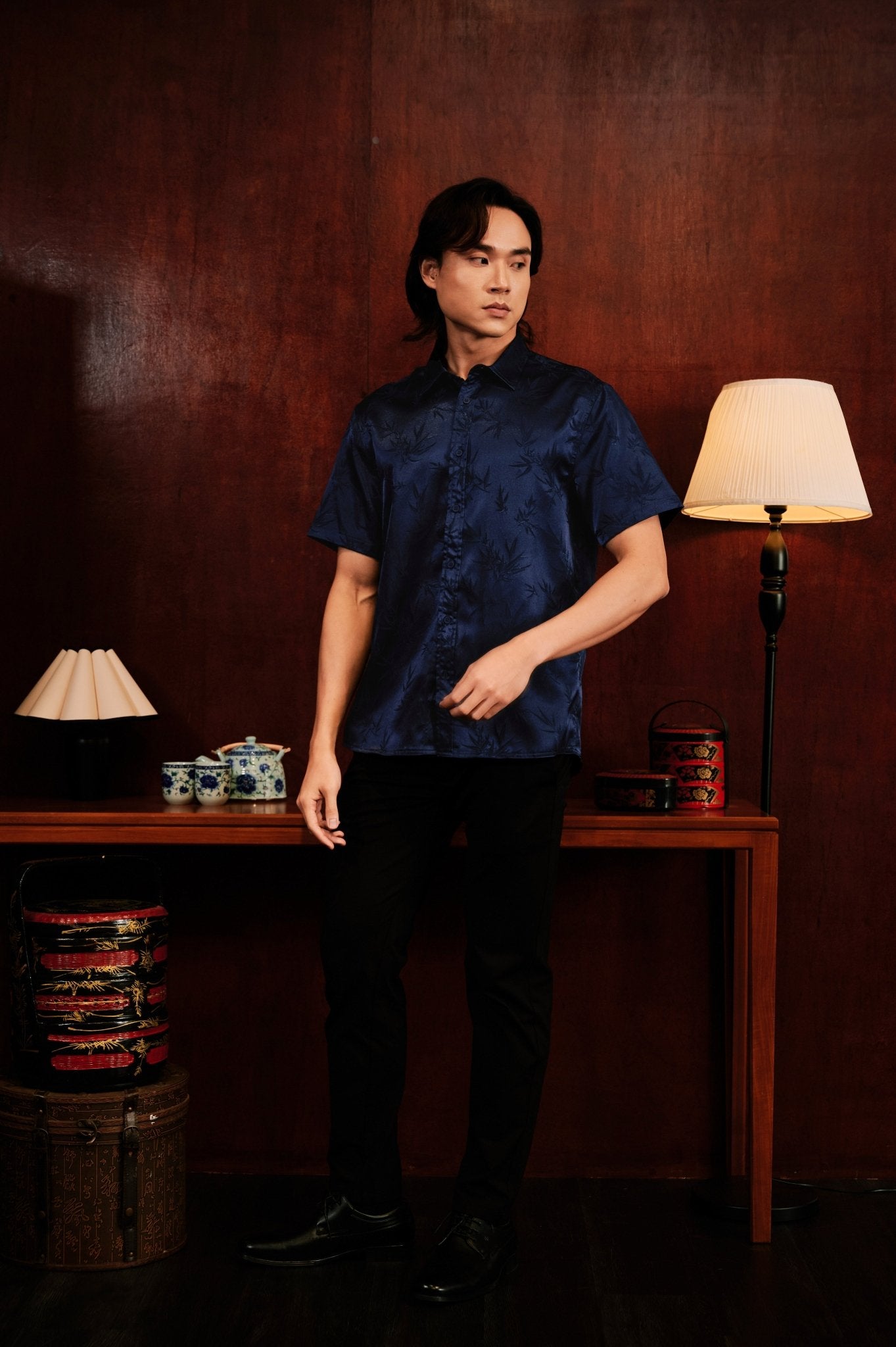 The Huā Collection Men Holiday Shirt in 韵 Cadence Bamboo Navy - Umbi