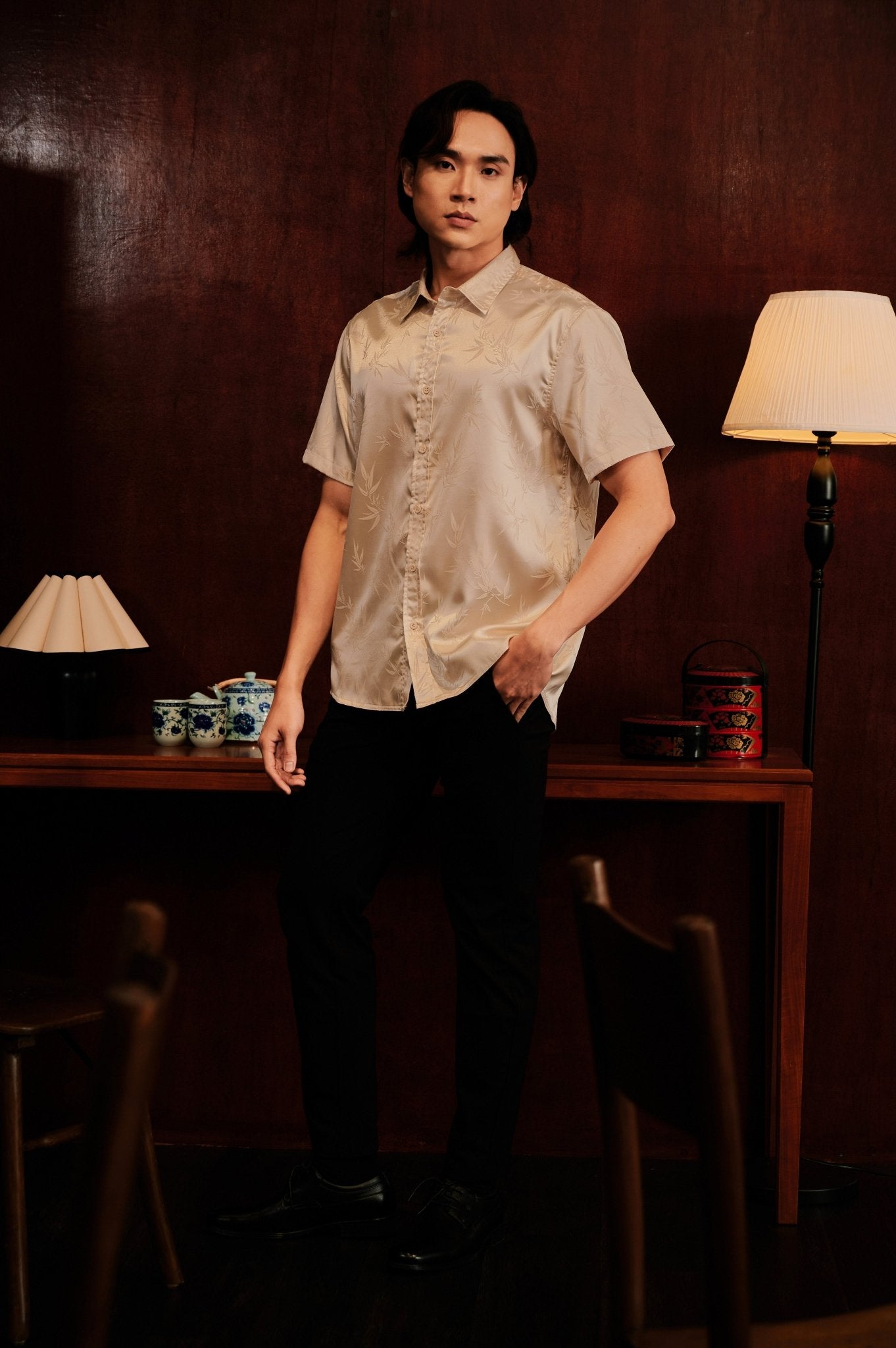 The Huā Collection Men Holiday Shirt in 韵 Cadence Bamboo Sand - Umbi