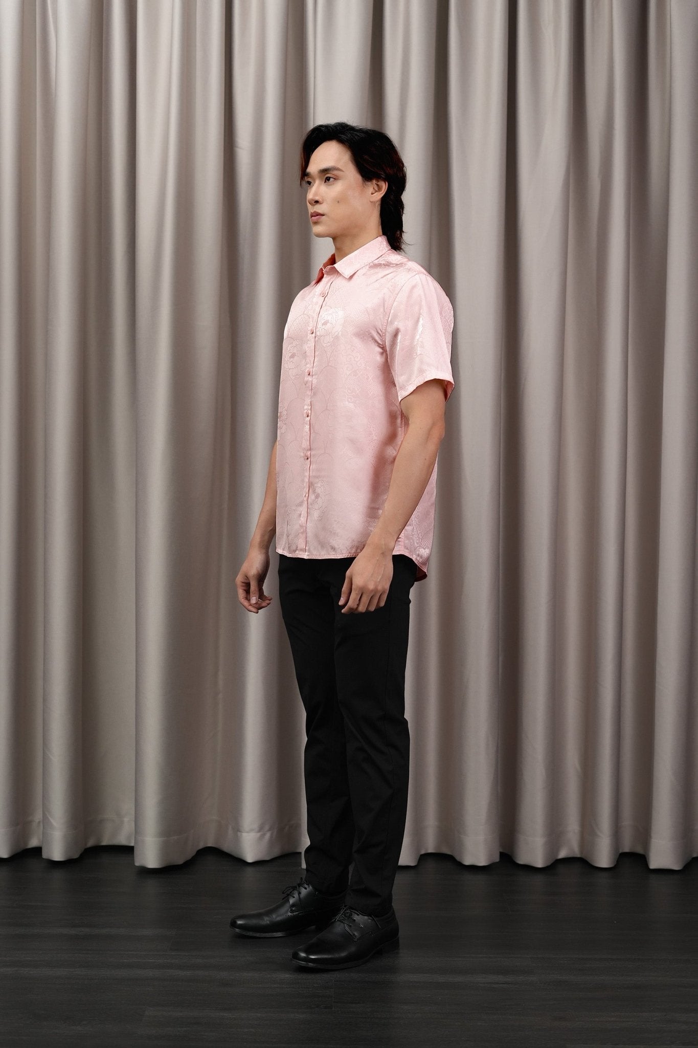 The Huā Collection Men Holiday Shirt in 韵 Cadence Jacquard Pink - Umbi