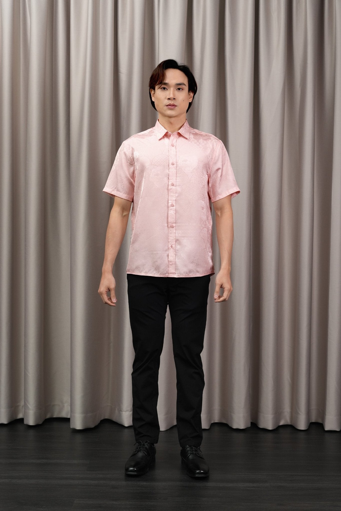The Huā Collection Men Holiday Shirt in 韵 Cadence Jacquard Pink - Umbi