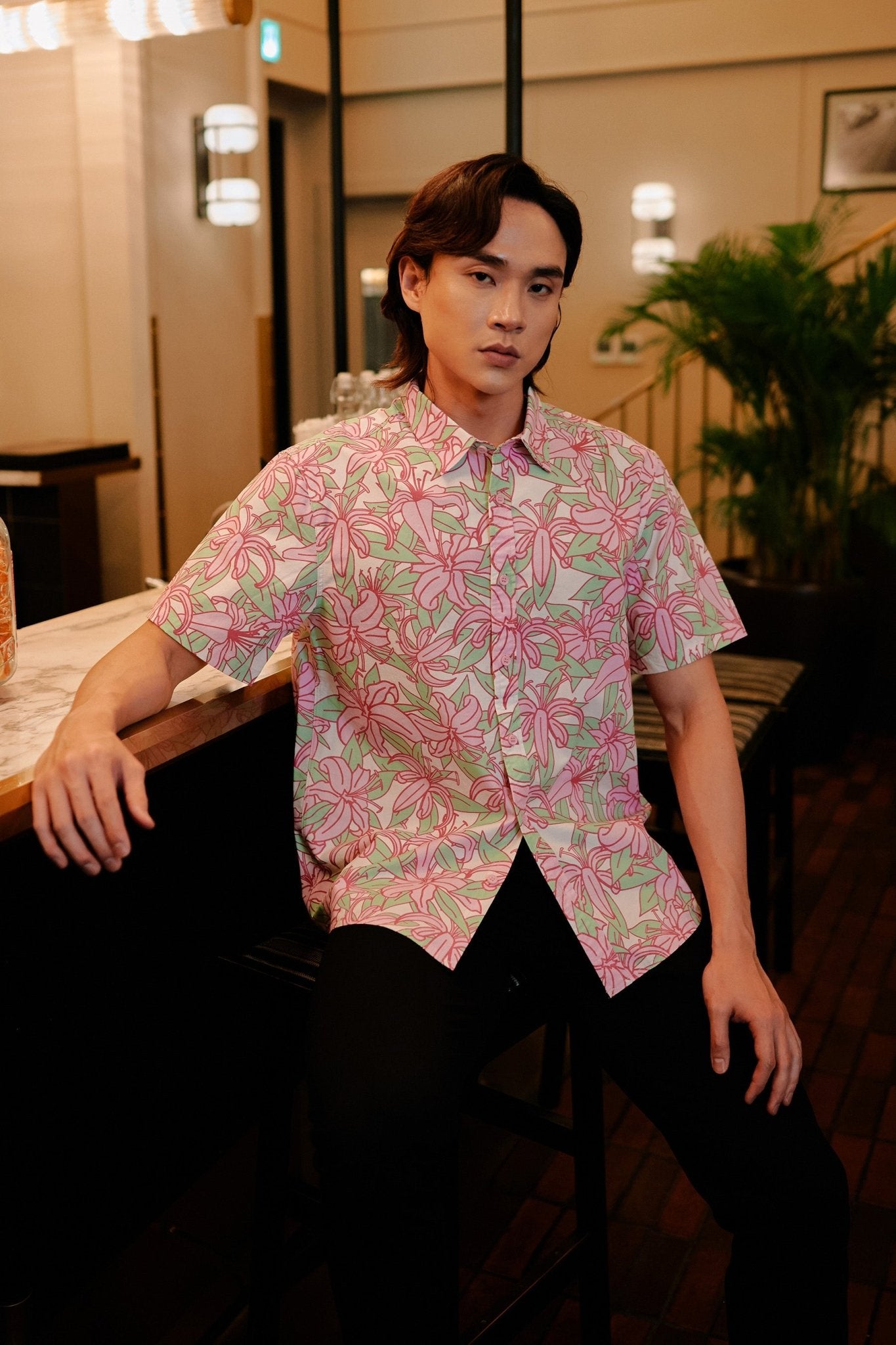The Huā Collection Men Holiday Shirt in 熙 Luna Lily - Umbi