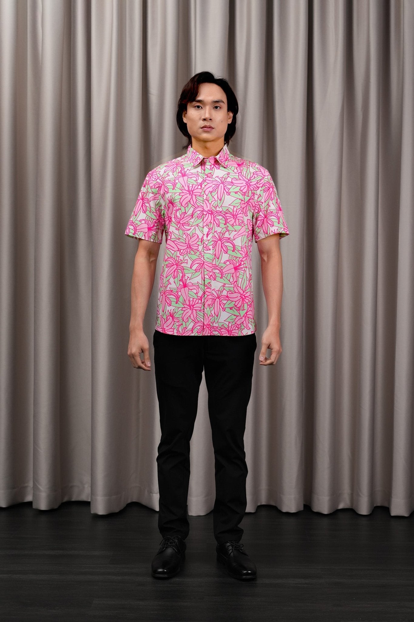 The Huā Collection Men Holiday Shirt in 熙 Luna Lily - Umbi