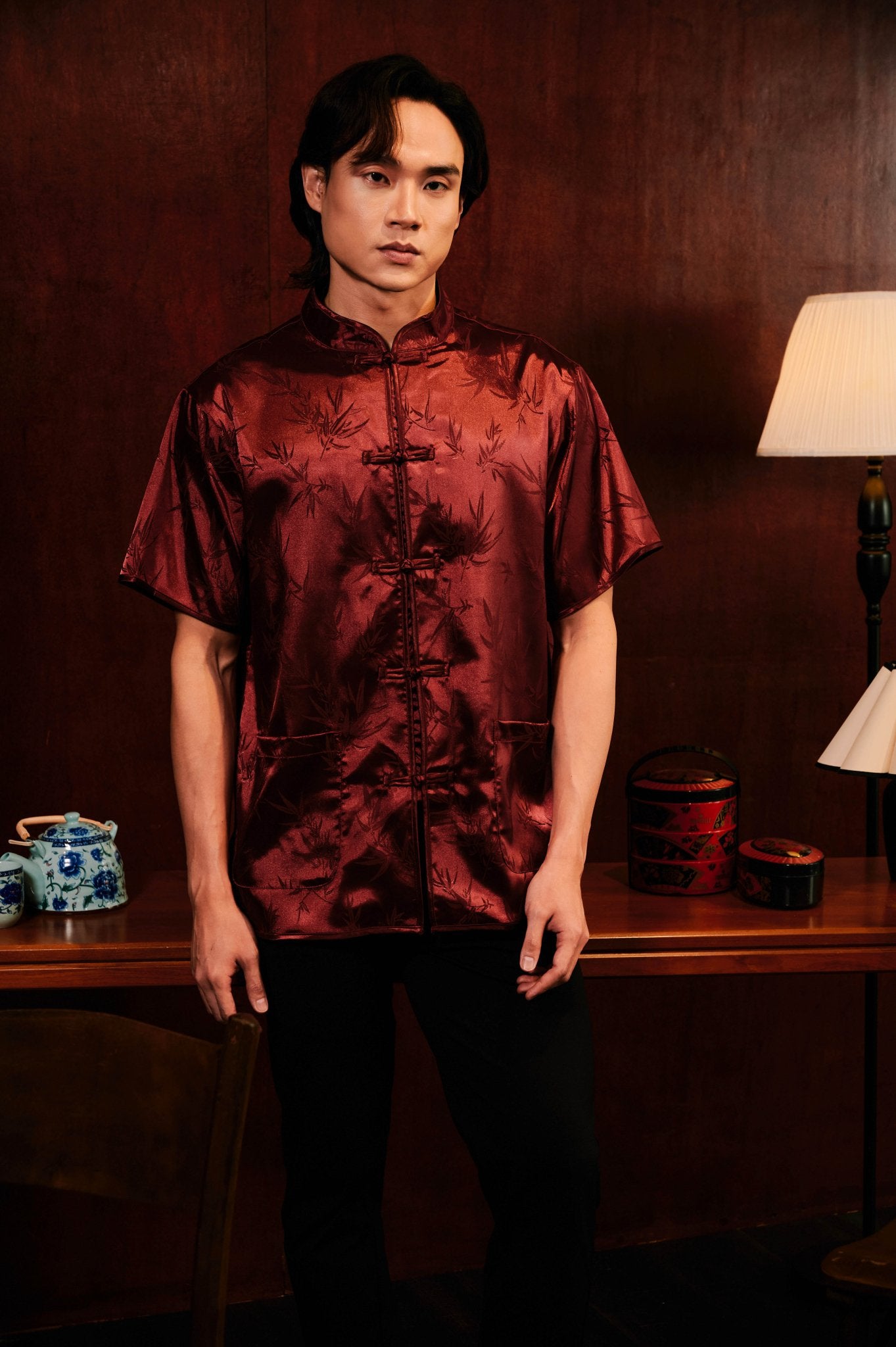 The Huā Collection Men Short Sleeves Samfu in 韵 Cadence Bamboo Maroon - Umbi