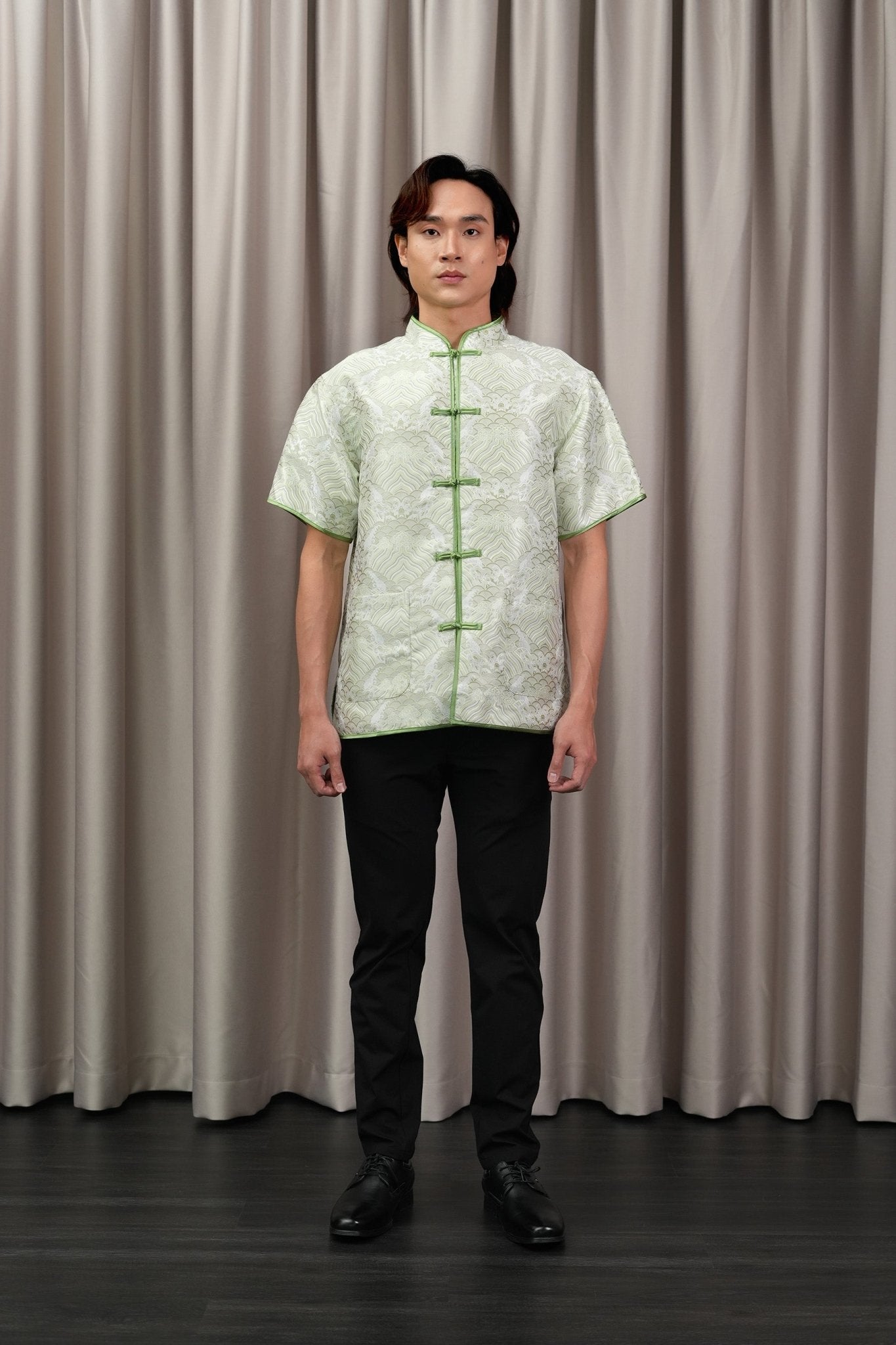 The Huā Collection Men Short Sleeves Samfu in 韵 Cadence Jacquard Green - Umbi