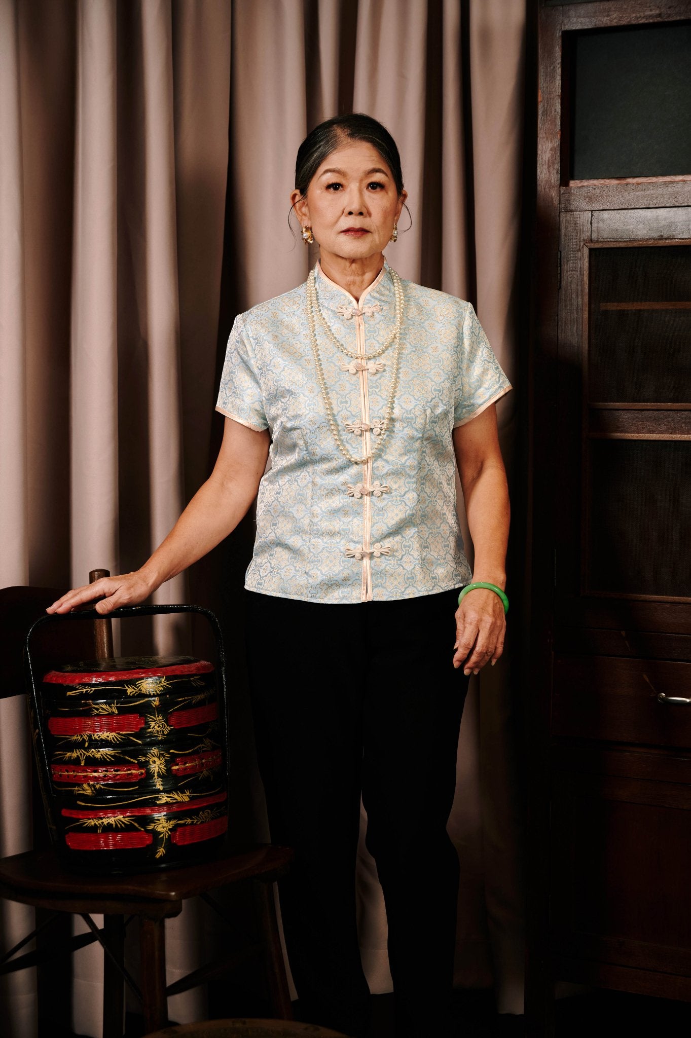 The Huā Collection Women Classic Oriental Blouse in 韵 Cadence Jacquard Soft Blue - Umbi