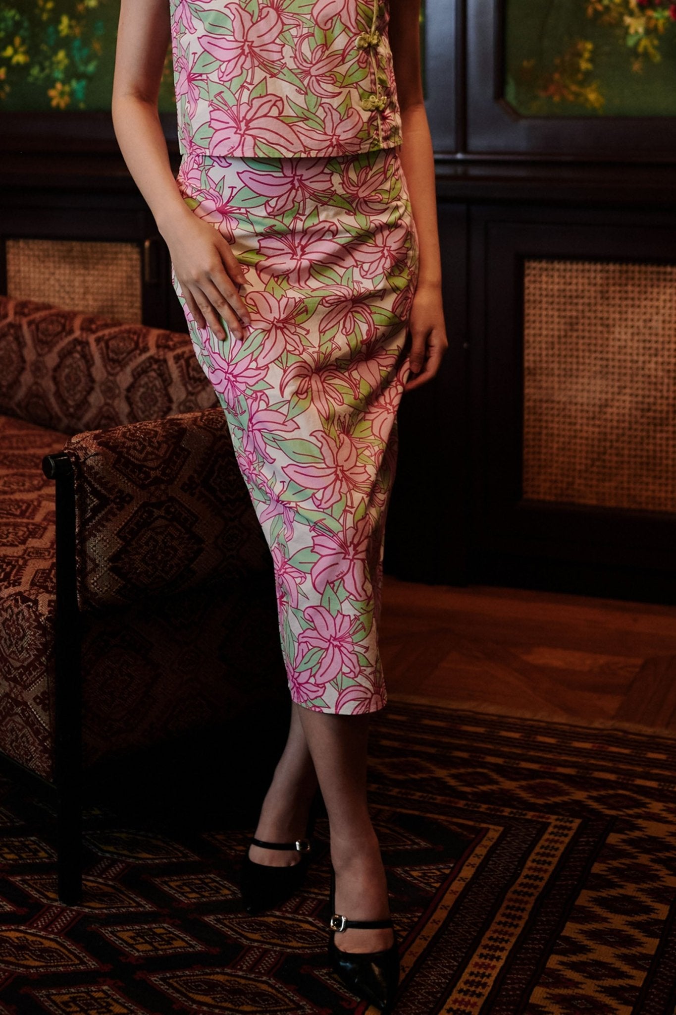 The Huā Collection Women Fitted Skirt in 熙 Luna Lily - Umbi