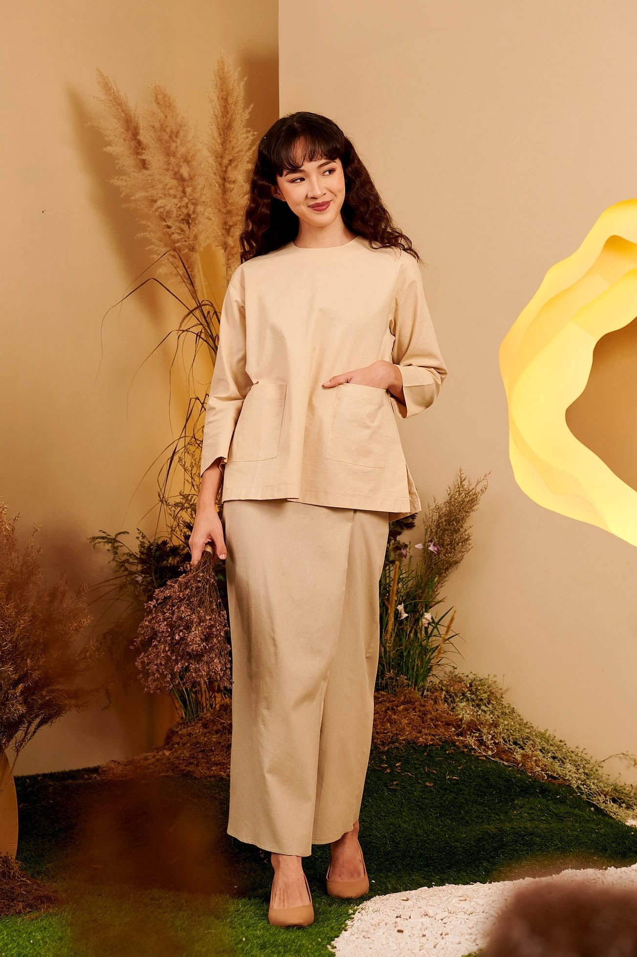 The Secret Garden Women Pair Pockets Boxy Blouse Sand - Umbi