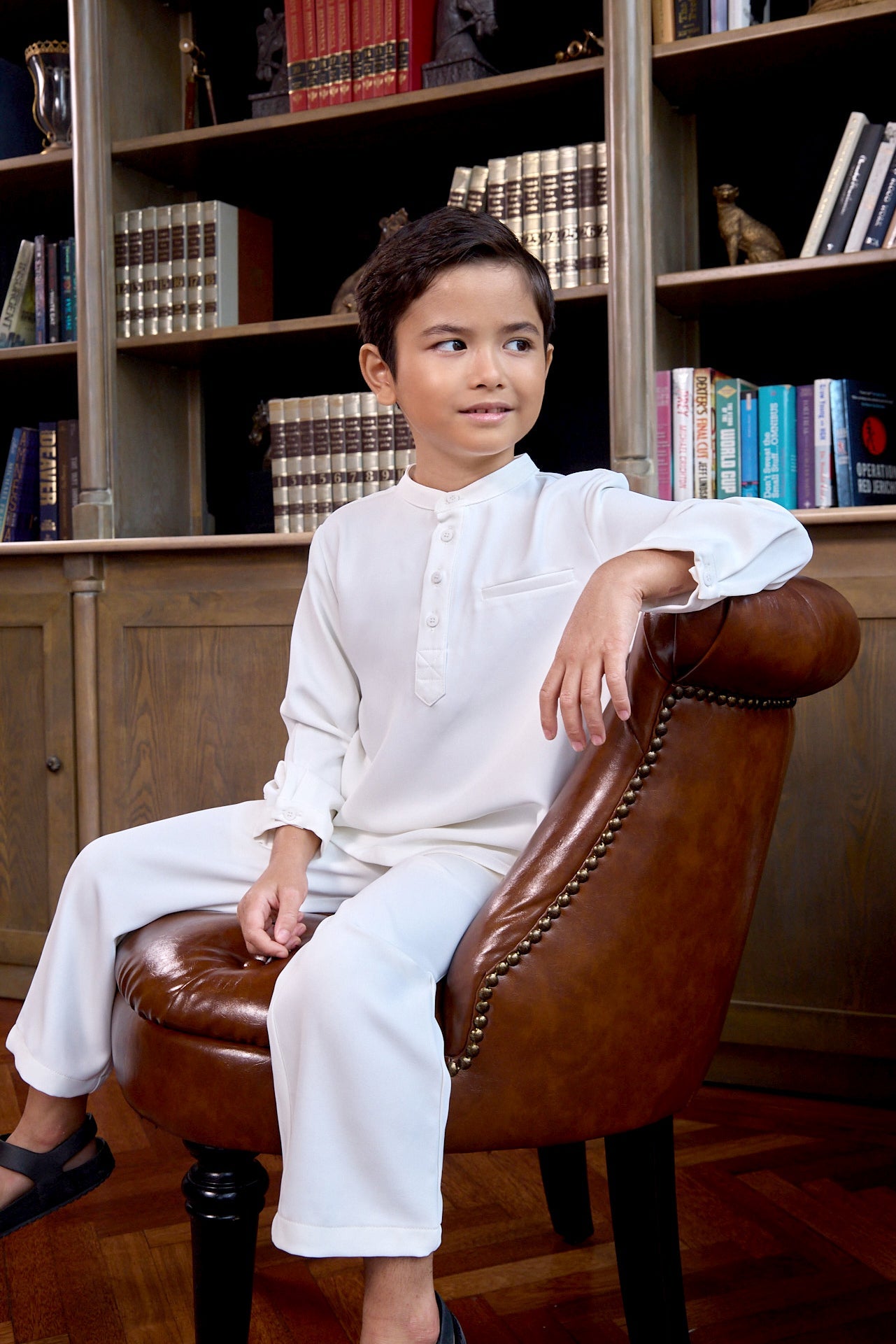 The Warisan Raya Boy Baju Melayu Set White - Umbi
