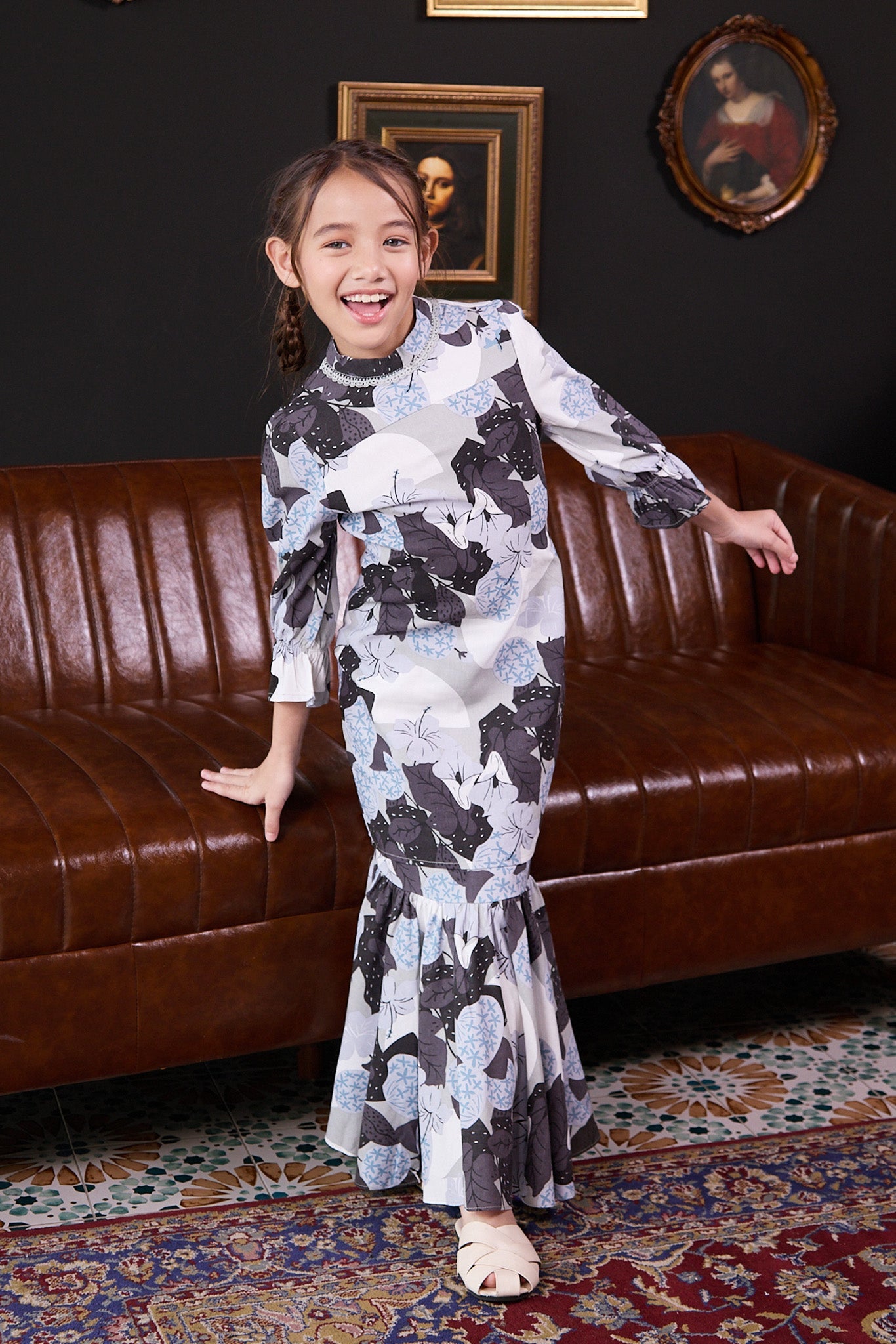 The Warisan Raya Girl Jasmine Kurung Set Bunga Raya Print - Umbi