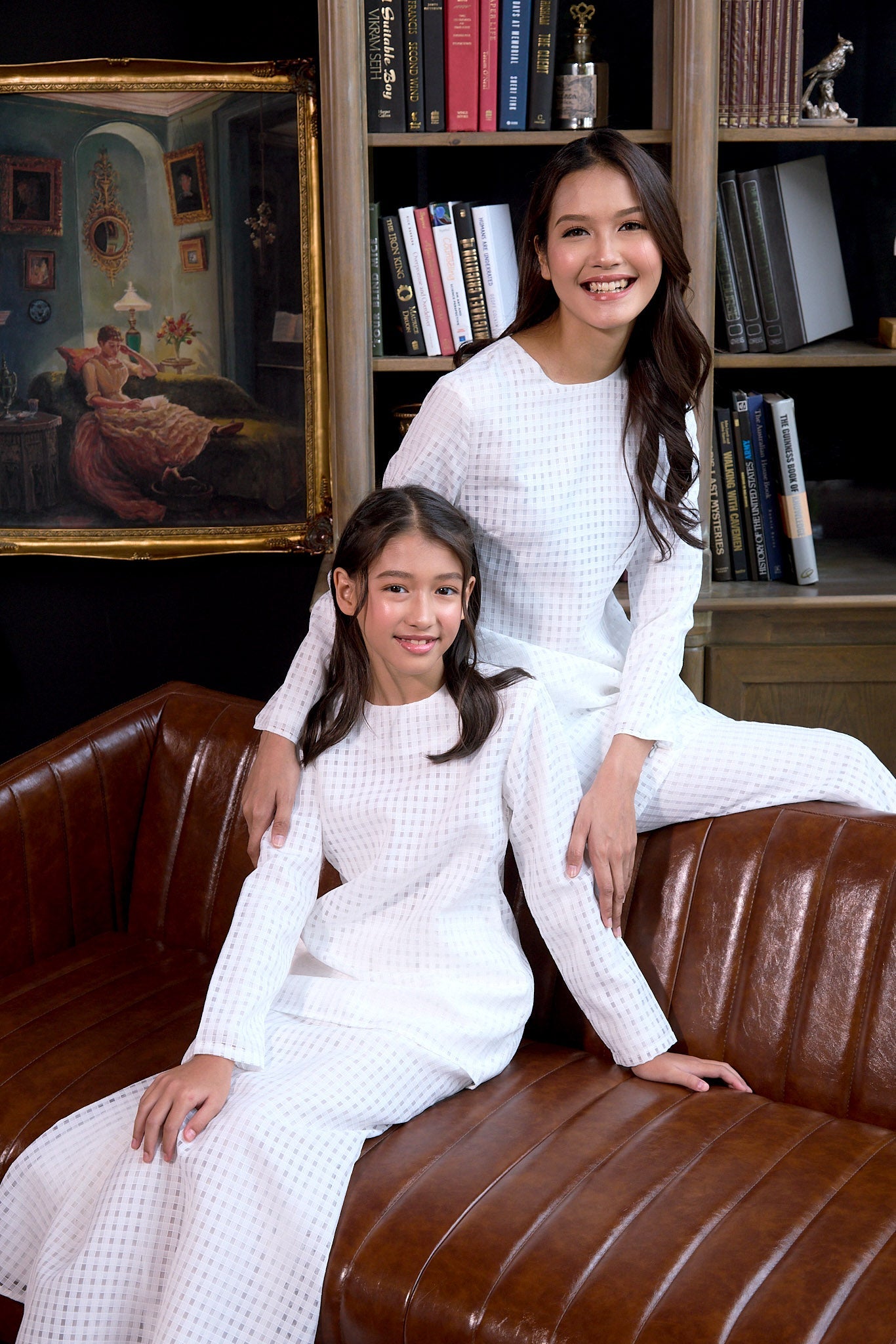 The Warisan Raya Women Fitted Kurung Set Checked White - Umbi