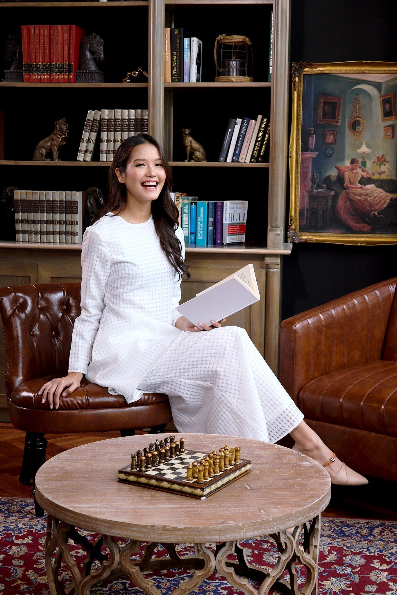 The Warisan Raya Women Fitted Kurung Set Checked White - Umbi