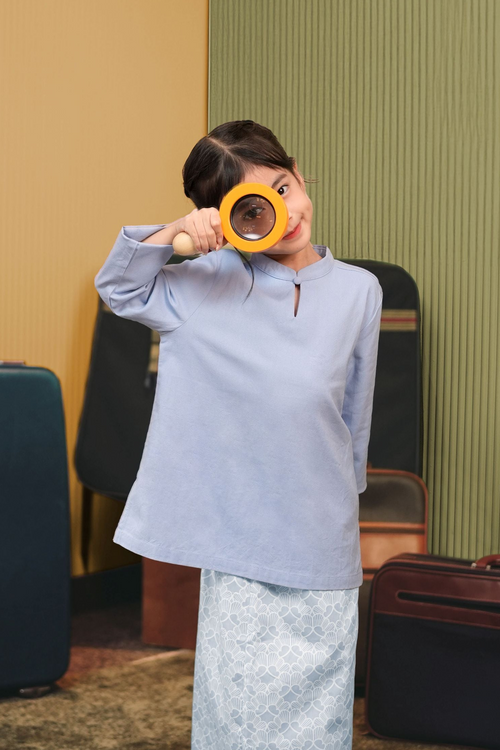 The Early Check-in Collection Girl Mandarin Collar Kurung Top in Periwinkle Blue