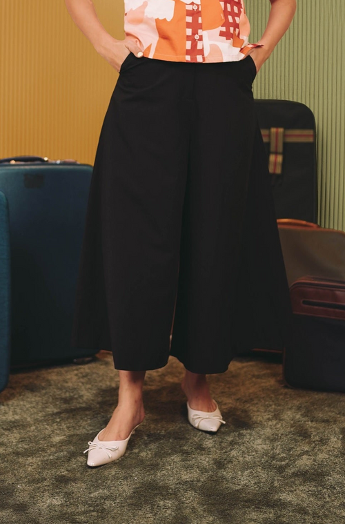 The Early Check-In Collection Women Flare Cut Pants Black