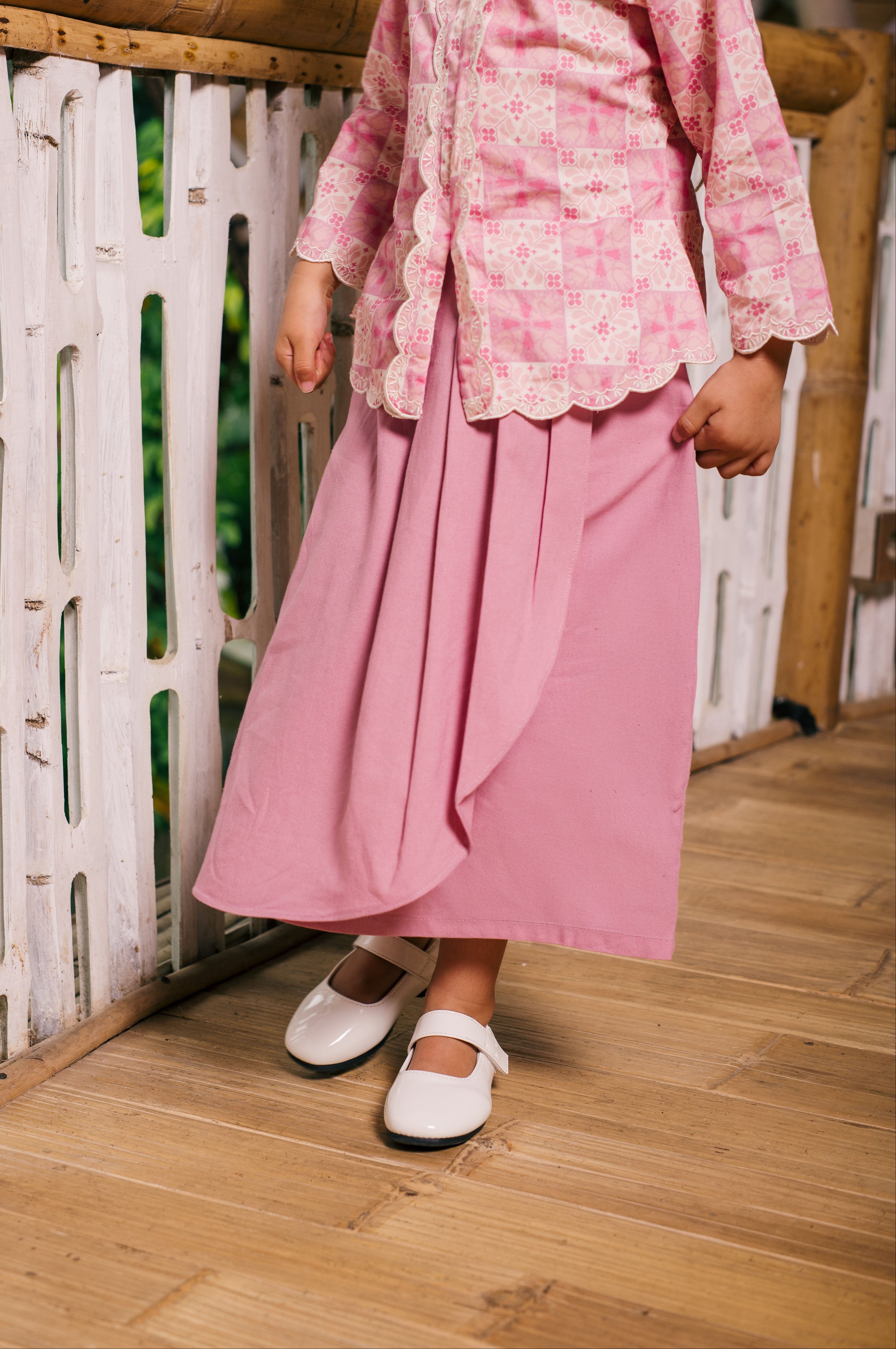 The Embun Collection Girl Instant Pareo Skirt in Lavender Pink