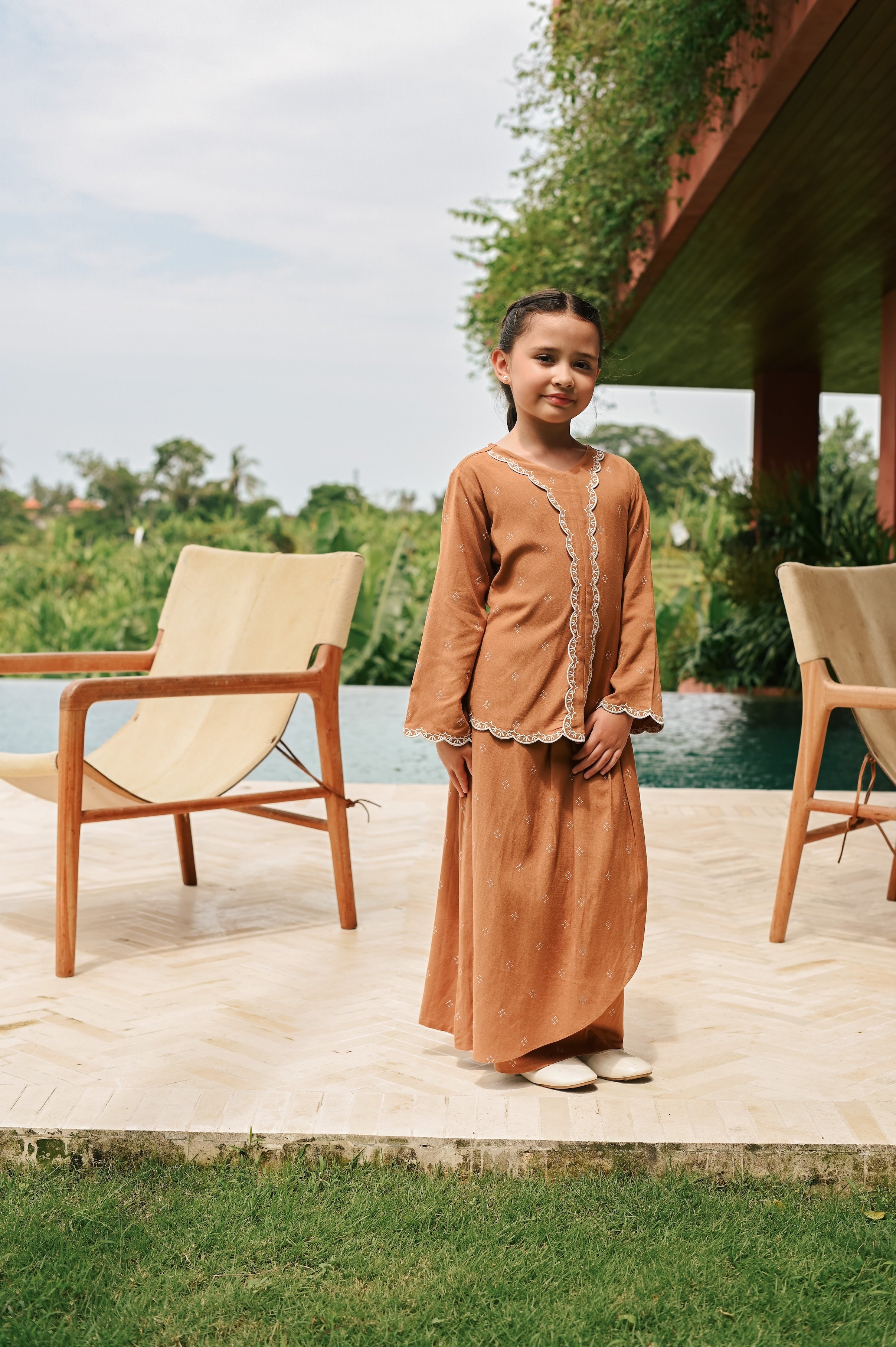 The Embun Collection Girl Instant Pareo Skirt in Brown Diamond Print