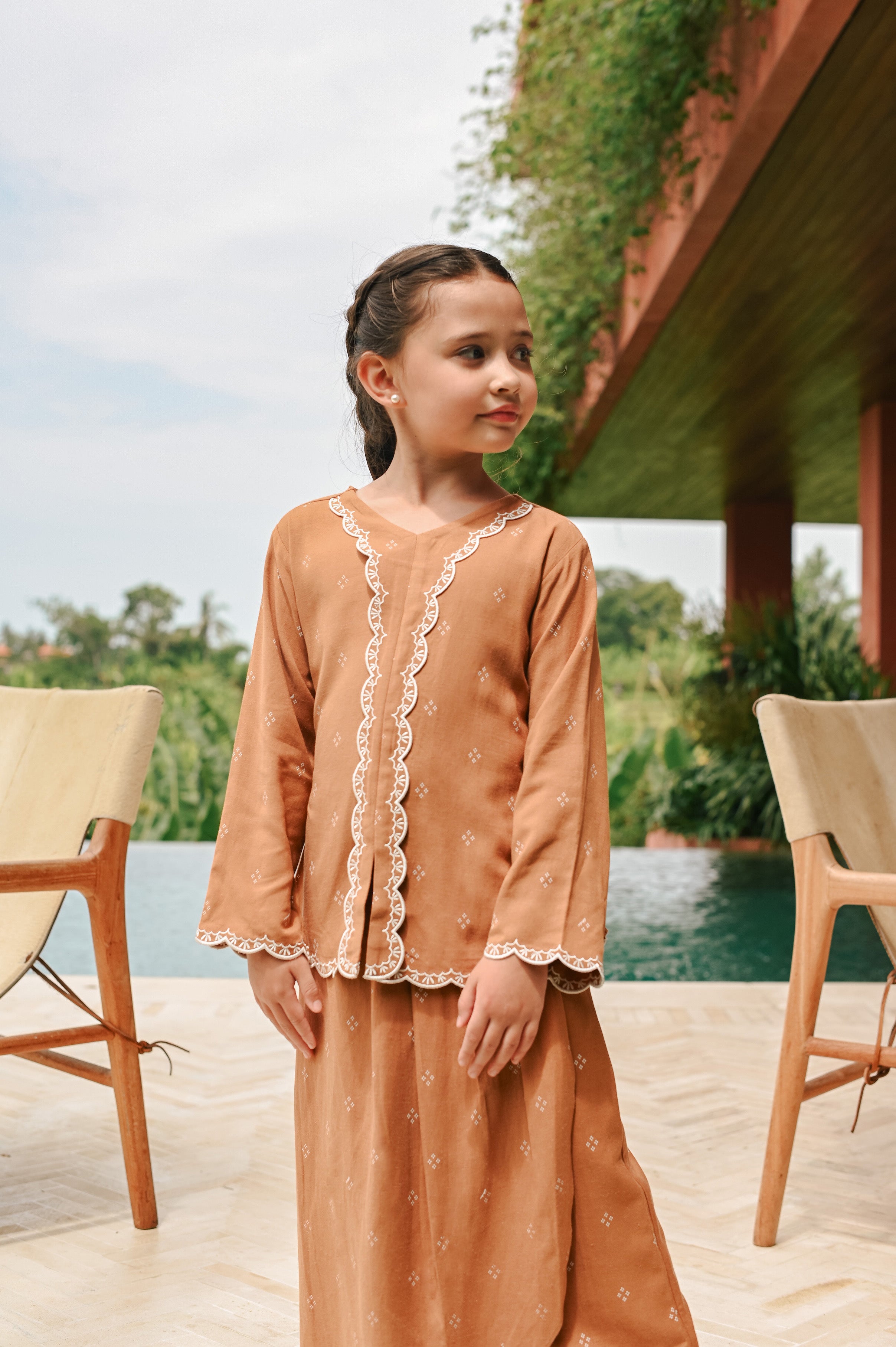 The Embun Collection Girl Embroidered Fitted Kebaya in Brown Diamond Print
