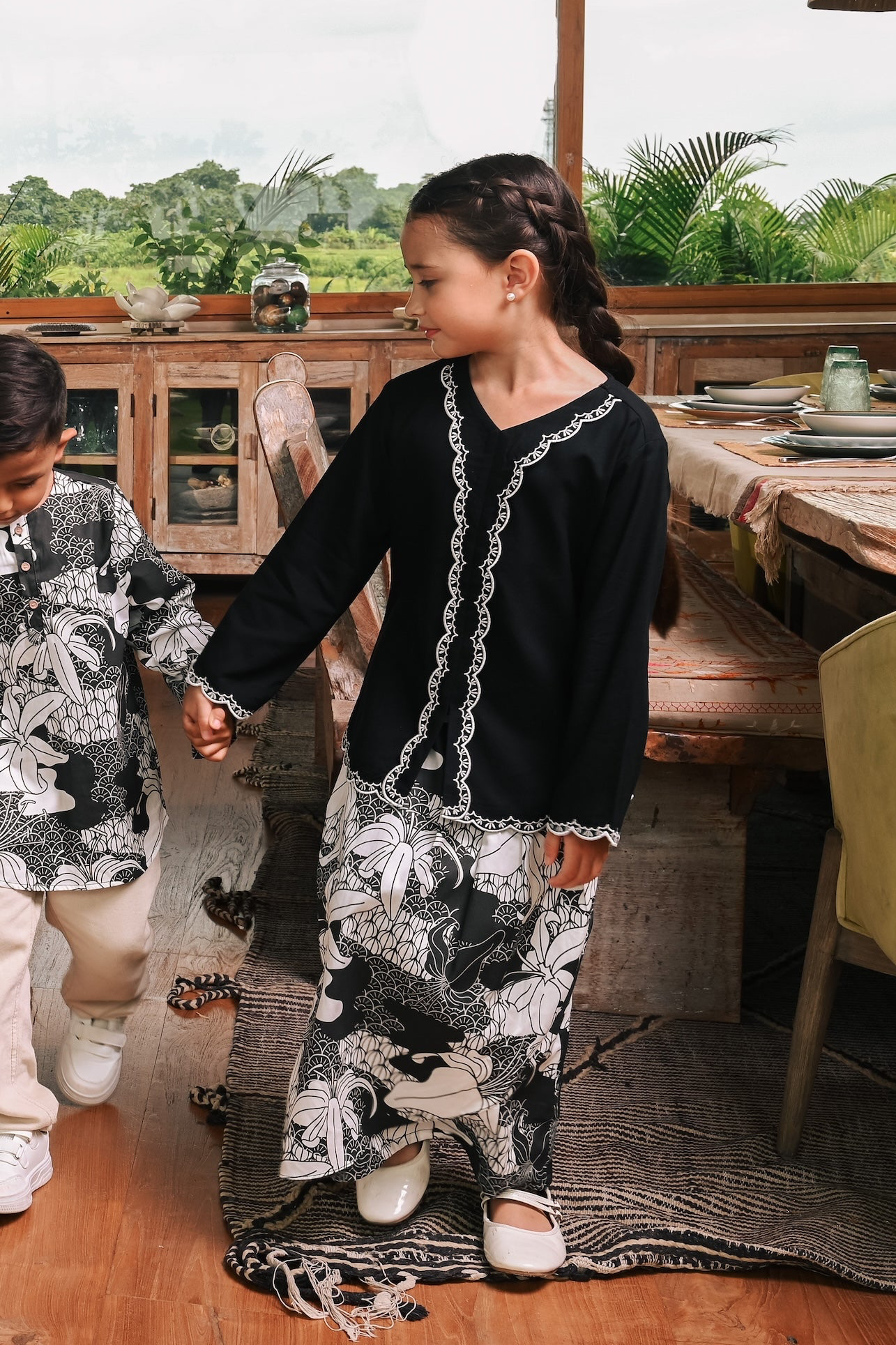 The Embun Collection Girl Embroidered Fitted Kebaya in Black